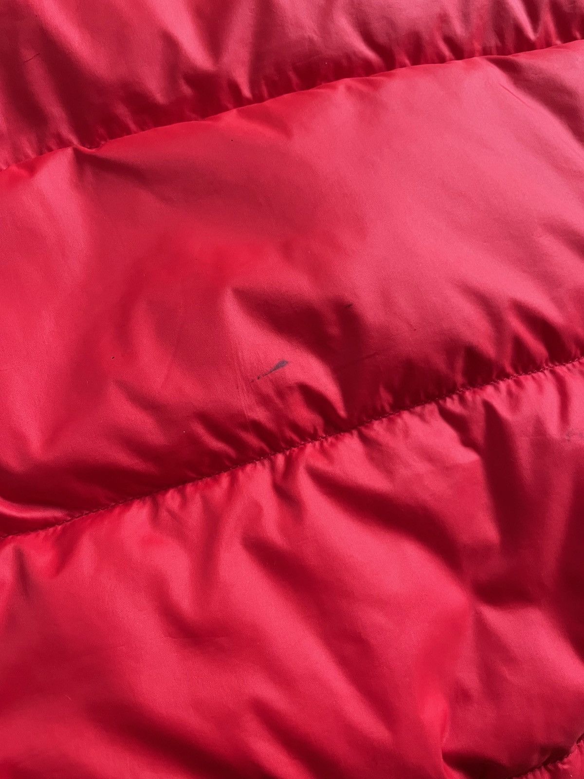 Moncler Vintage Moncler Grenoble Red Down Hooded Puffer Jacket Size L / US 10 / IT 46 - 25 Thumbnail