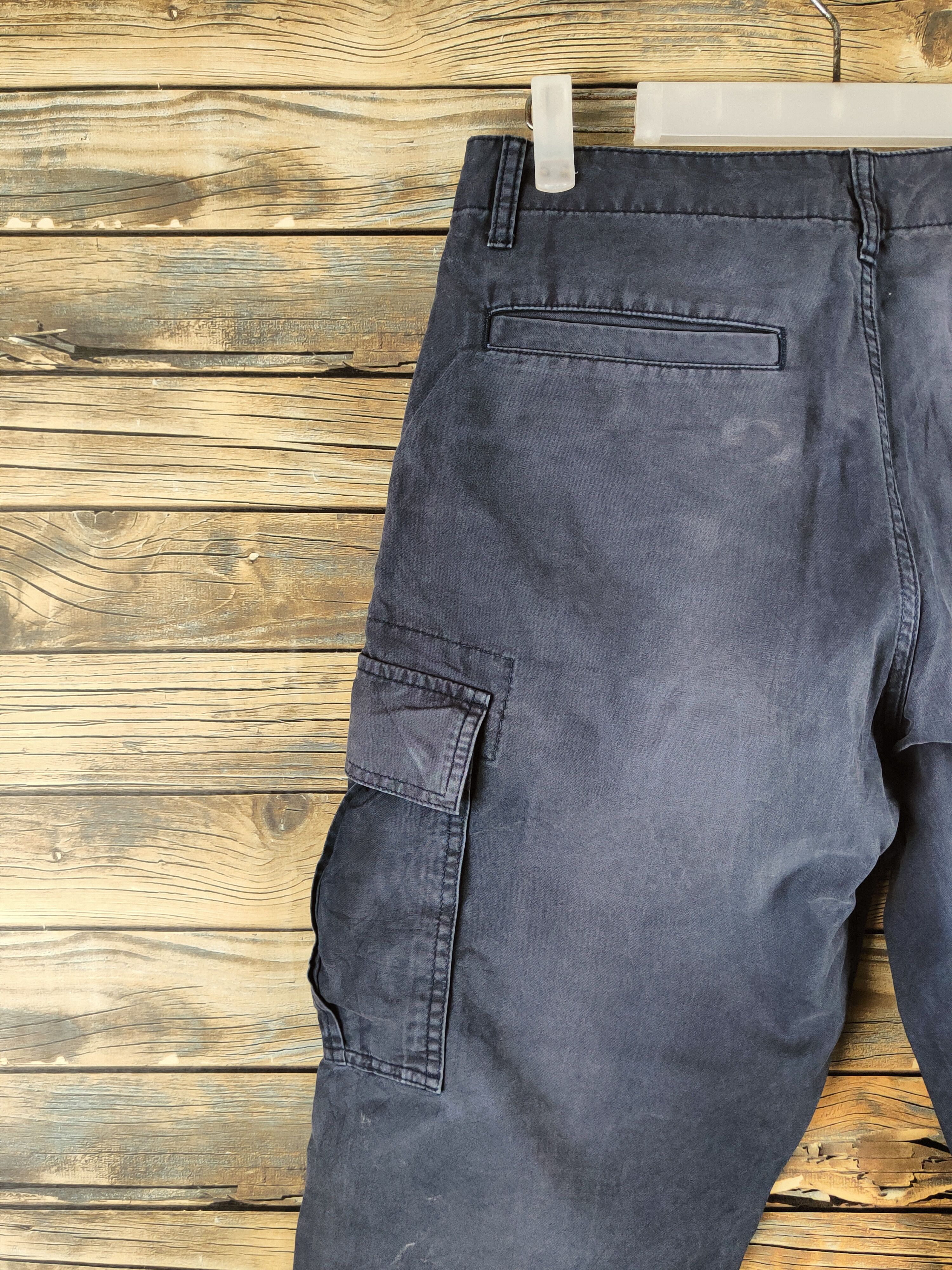 Japanese Brand DL Uniqlo Dark Blue Multipocket Cargo Pants #46-373 Size US 31 - 8 Thumbnail