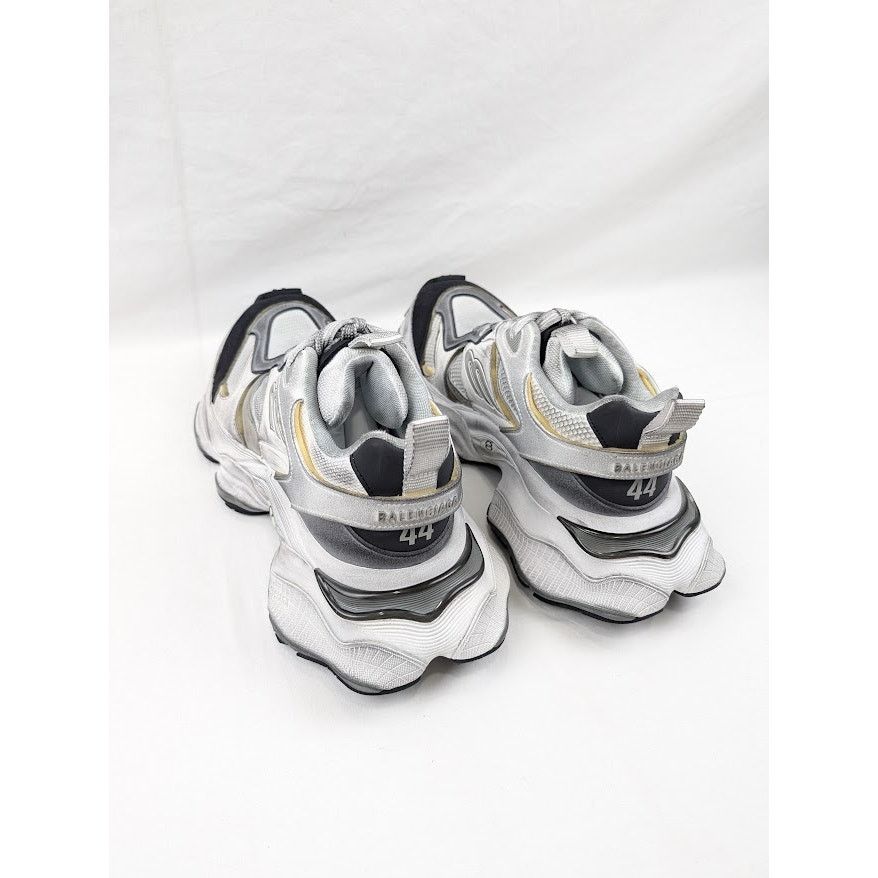 Balenciaga o1rshd1 Q:2 / Suede Mesh Cargo Sneakers in White/Grey Size US 11 / EU 44 - 19 Thumbnail