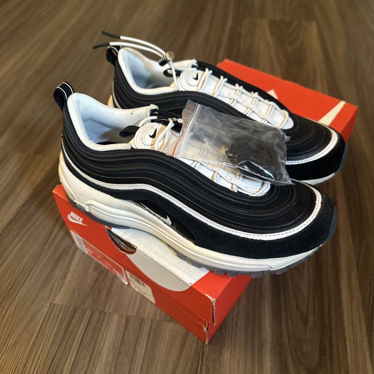 Nike Nike Air Max 97 Premium “Hangul Day” W Size 6.5 Black/white Size US 6.5 / IT 36.5 - 2 Thumbnail