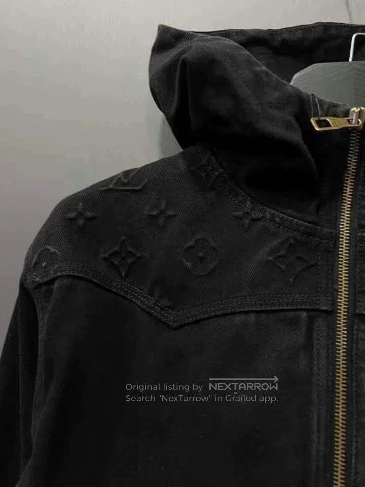 Louis Vuitton Lv Louis Vuitton timber relief logo Jacket. Size US L / EU 52-54 / 3 - 4 Thumbnail