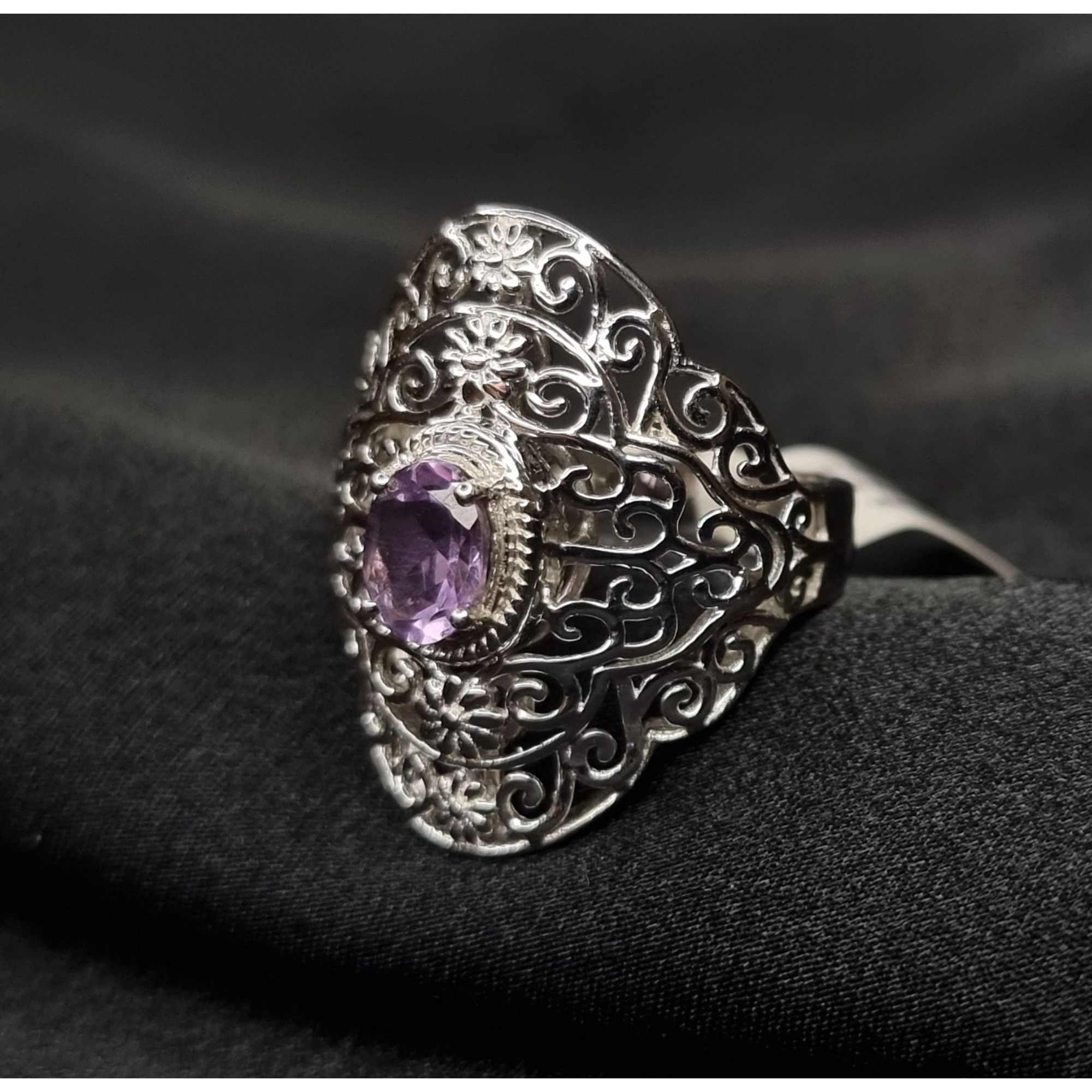 Vintage Sterling Silver 925 Filigree Ring With Oval Amethyst Gemston Size ONE SIZE - 2 Thumbnail