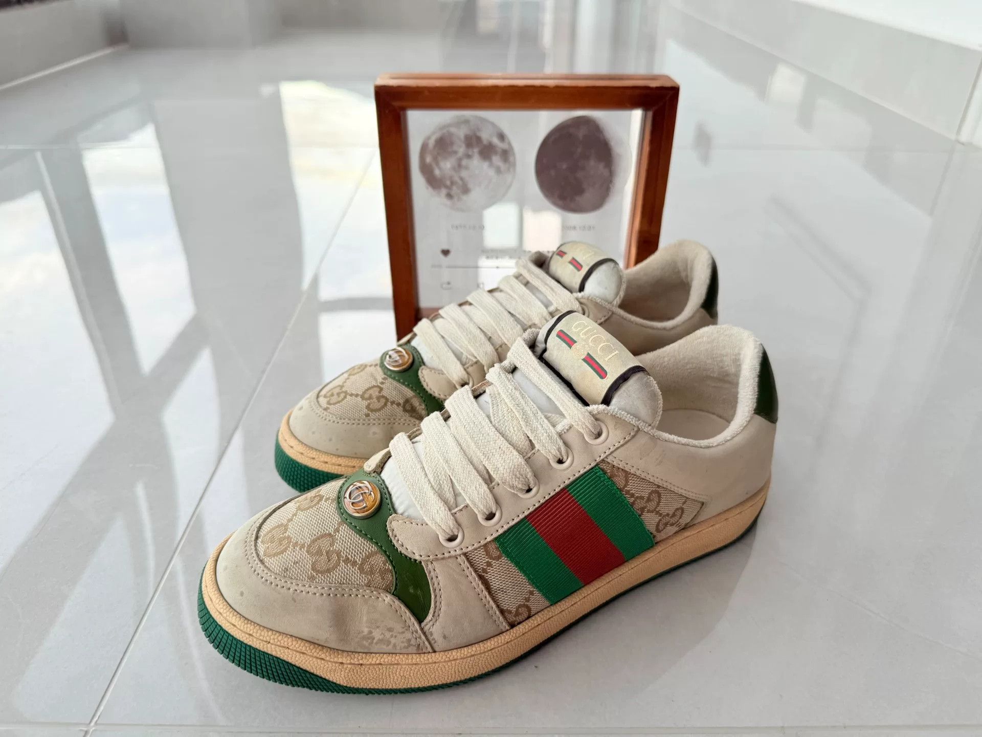 Gucci Gucci Distressed Green Lowtop Sneakers 10 Men Size US 10 / EU 43 - 1 Thumbnail