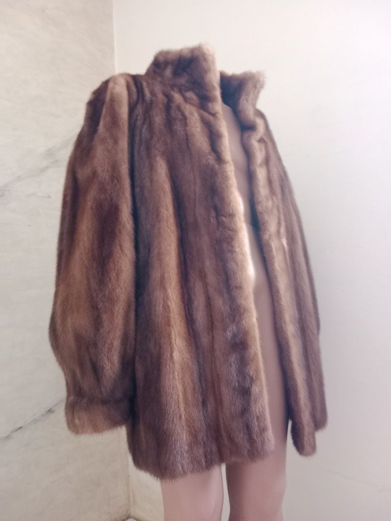 Yves Saint Laurent Vintage Saint Laurent Fur Coat Jacket Size M / US 6-8 / IT 42-44 - 1 Thumbnail