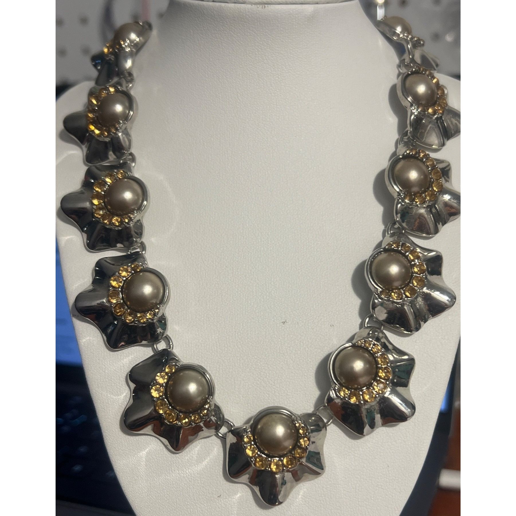 Talbots Talbots Silver Tone Necklace Collar Ruffle Chunky Champagne Size ONE SIZE - 1 Thumbnail