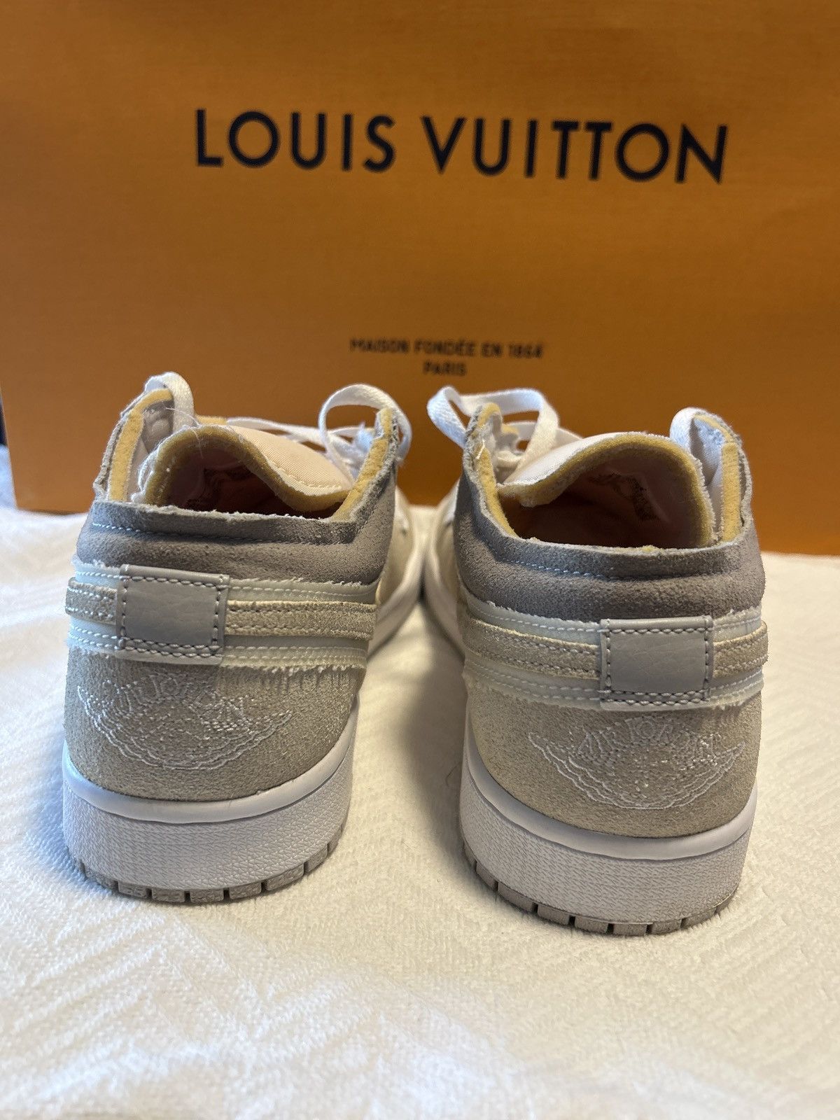 Nike Air Jordan 1 Low SE Craft 'Inside Out' Size US 8.5 / EU 41-42 - 3 Thumbnail