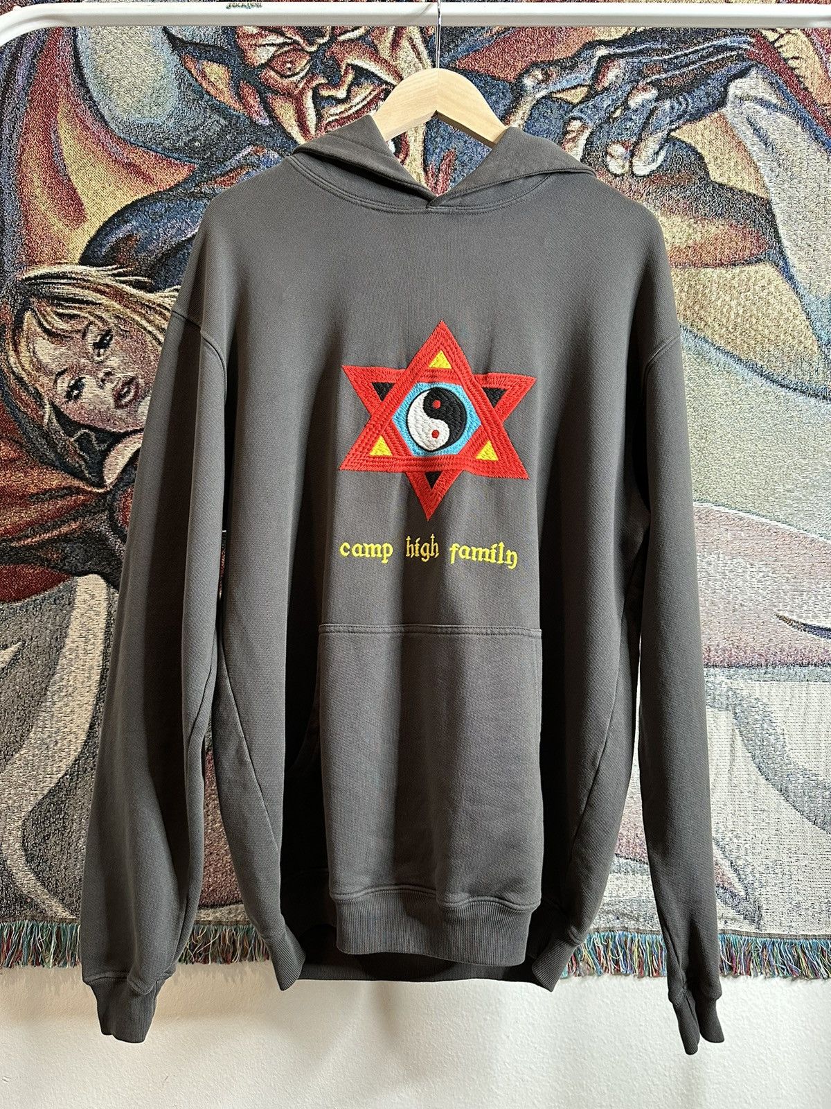 image of Camp High Spiritual Guidance Hoodie Size Small in Washed Gray, Men's