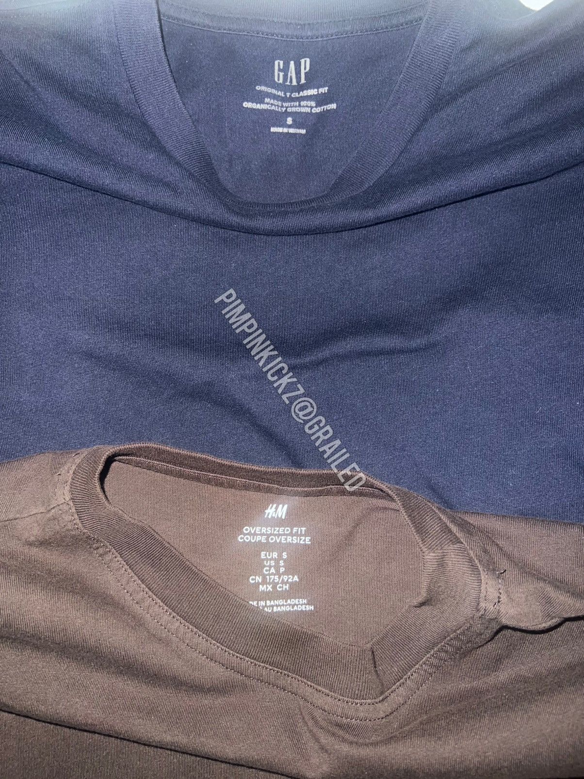 Gap 5 t-shirts (3 GAP, 1 Uniqlo, 1 H&M) Size US S / EU 44-46 / 1 - 3 Thumbnail