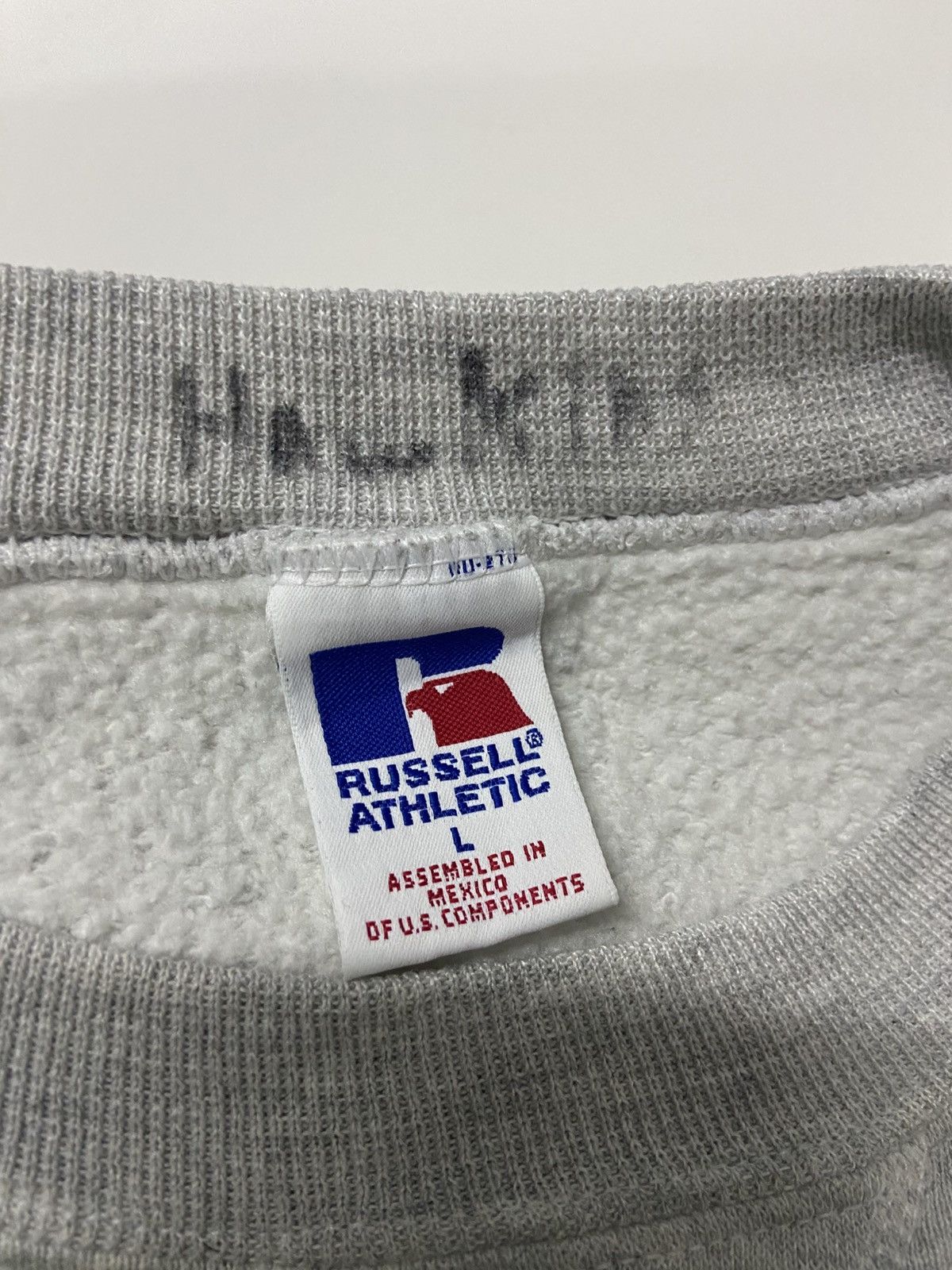 Russell Athletic VINTAGE RUSSELL ATHLETIC ST. HENRY SCHOOL SWEATSHIRT Size US L / EU 52-54 / 3 - 9 Thumbnail