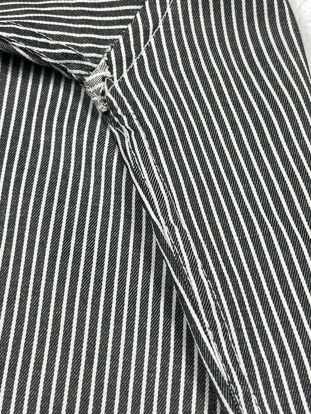 Burberry Burberry Vintage Stripe Shirt Size US XL / EU 56 / 4 - 8 Thumbnail