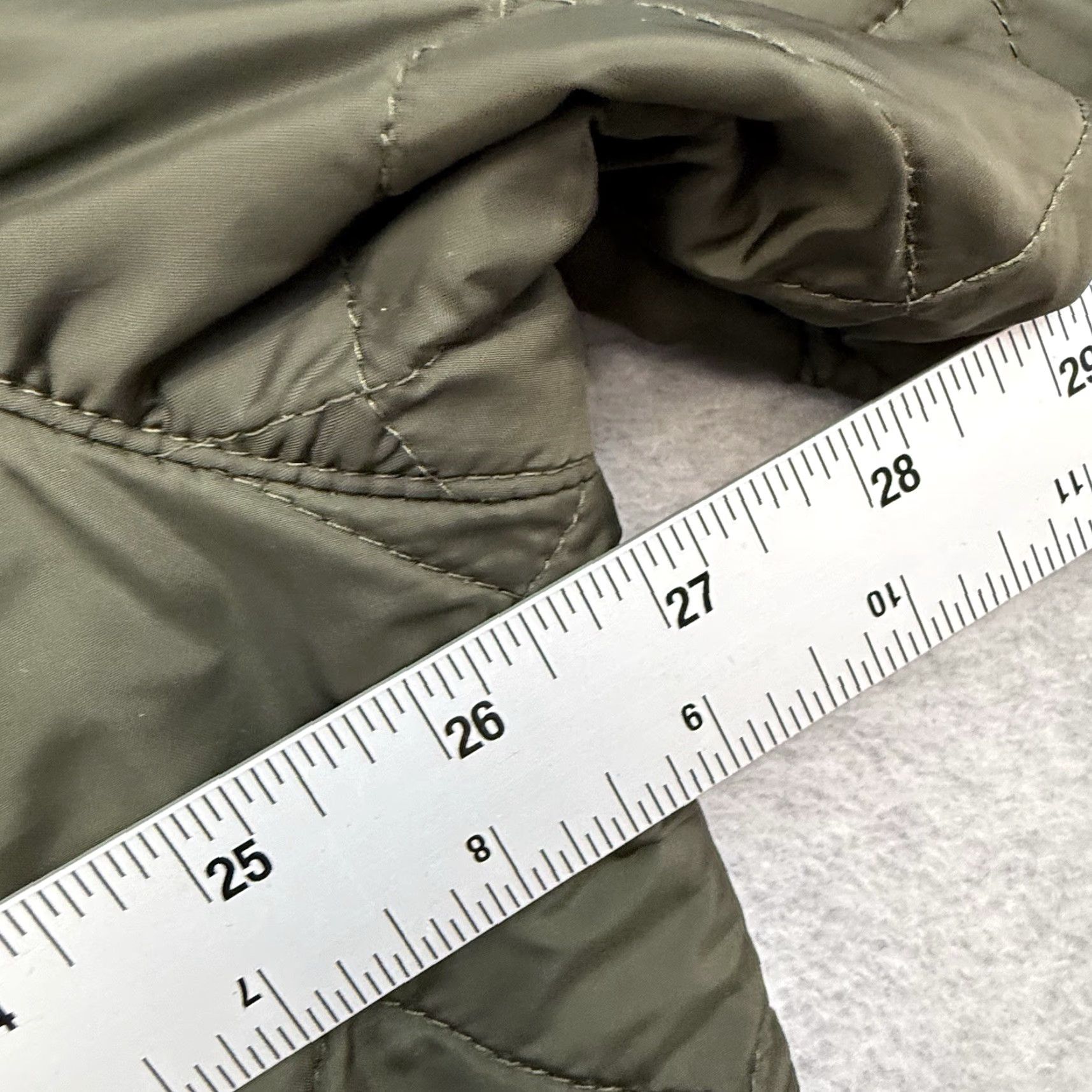Polo Ralph Lauren VINTAGE Polo Ralph Lauren Olive Green Quilted Field Jacket Corduroy Trim Men 2XL Green Quilted Snaps Pockets All Seasons Insulated Outdoor 90s Mens Size US XXL / EU 58 / 5 - 6 Thumbnail