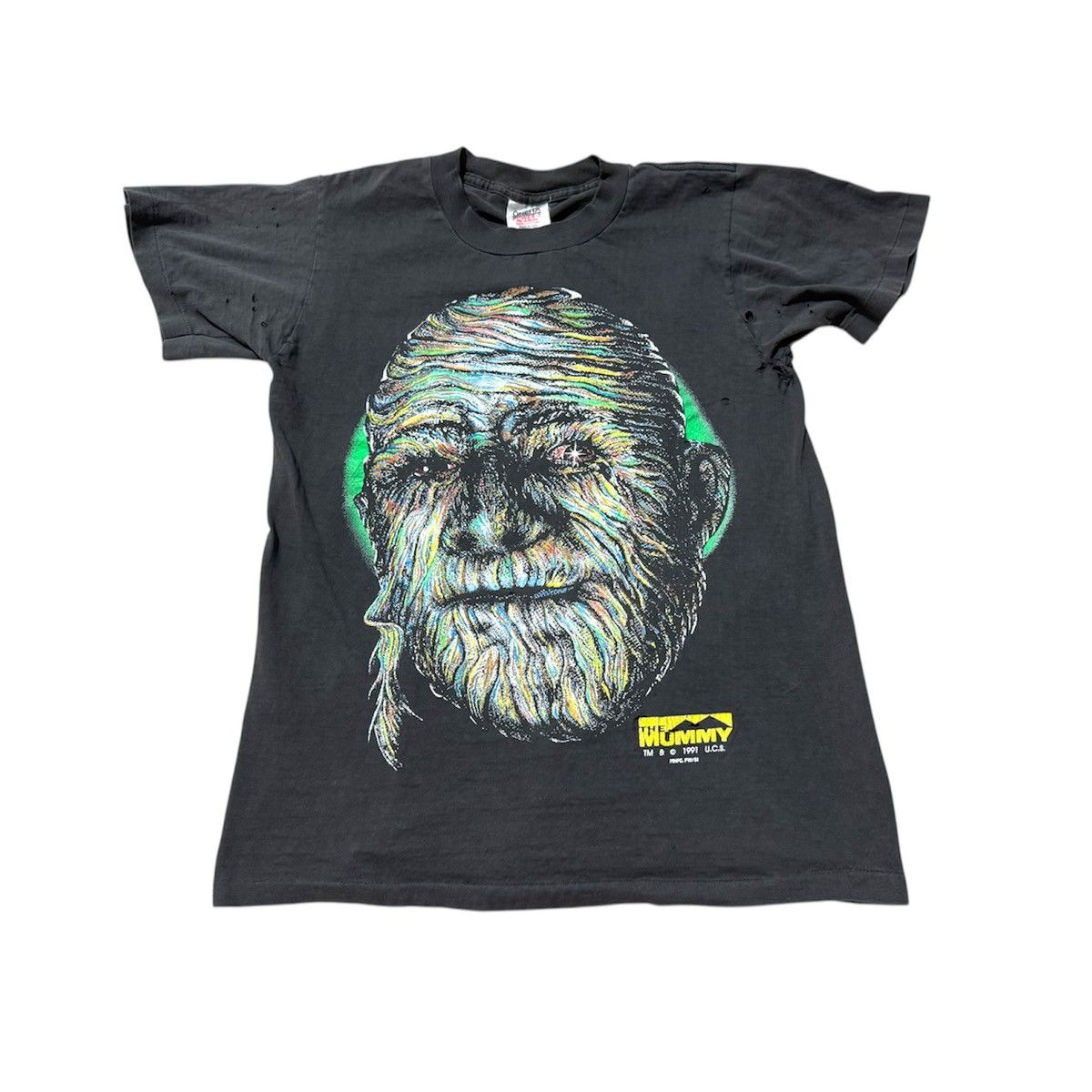 Vintage Vintage 90s The Mummy 1991 T-Shirt Thrashed Distressec Size US M / EU 48-50 / 2 - 1 Thumbnail
