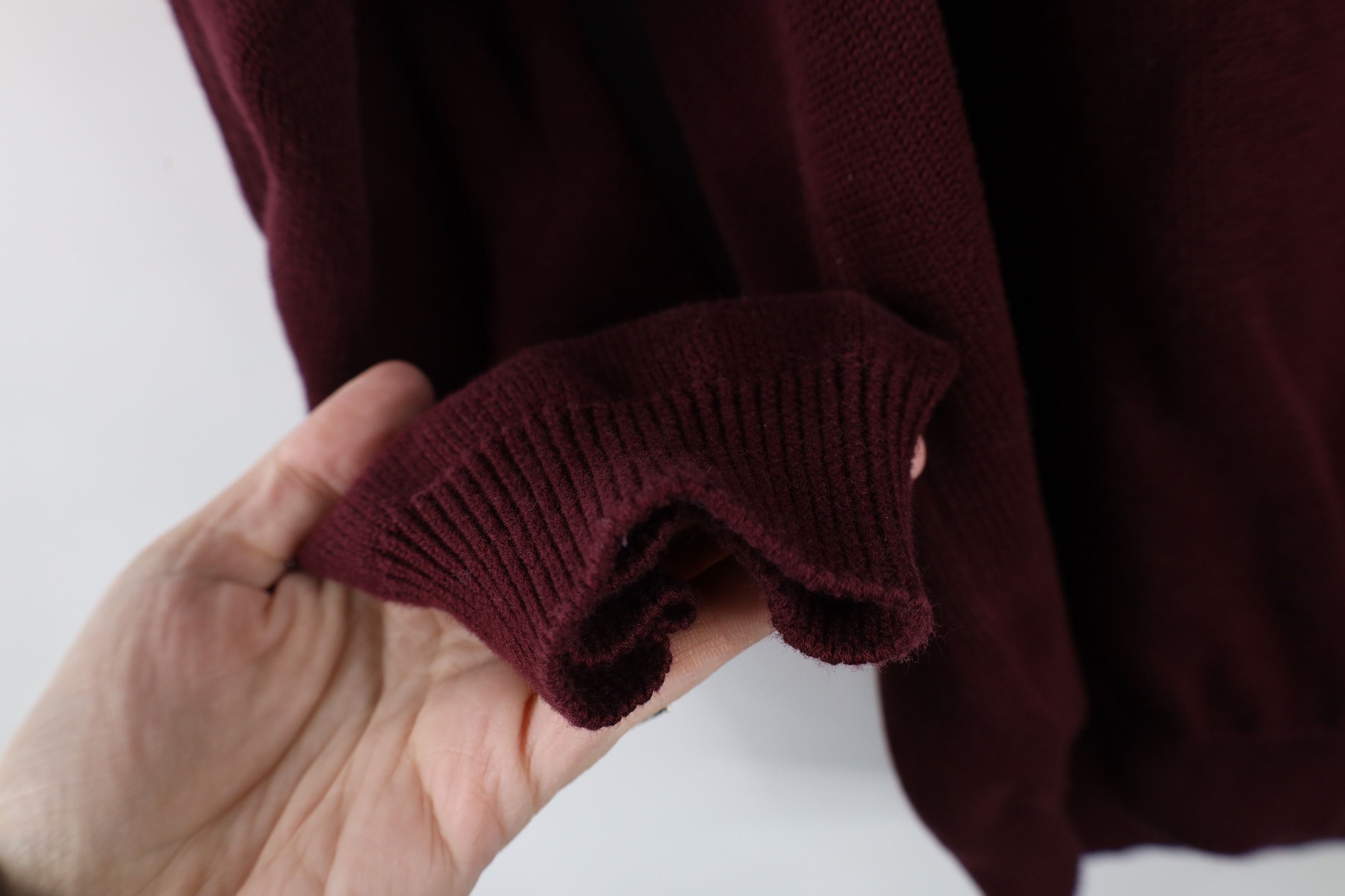 Eddie Bauer × Vintage Vintage 90s Eddie Bauer Cotton Knit V-Neck Sweater Burgundy Size US XL / EU 56 / 4 - 7 Thumbnail