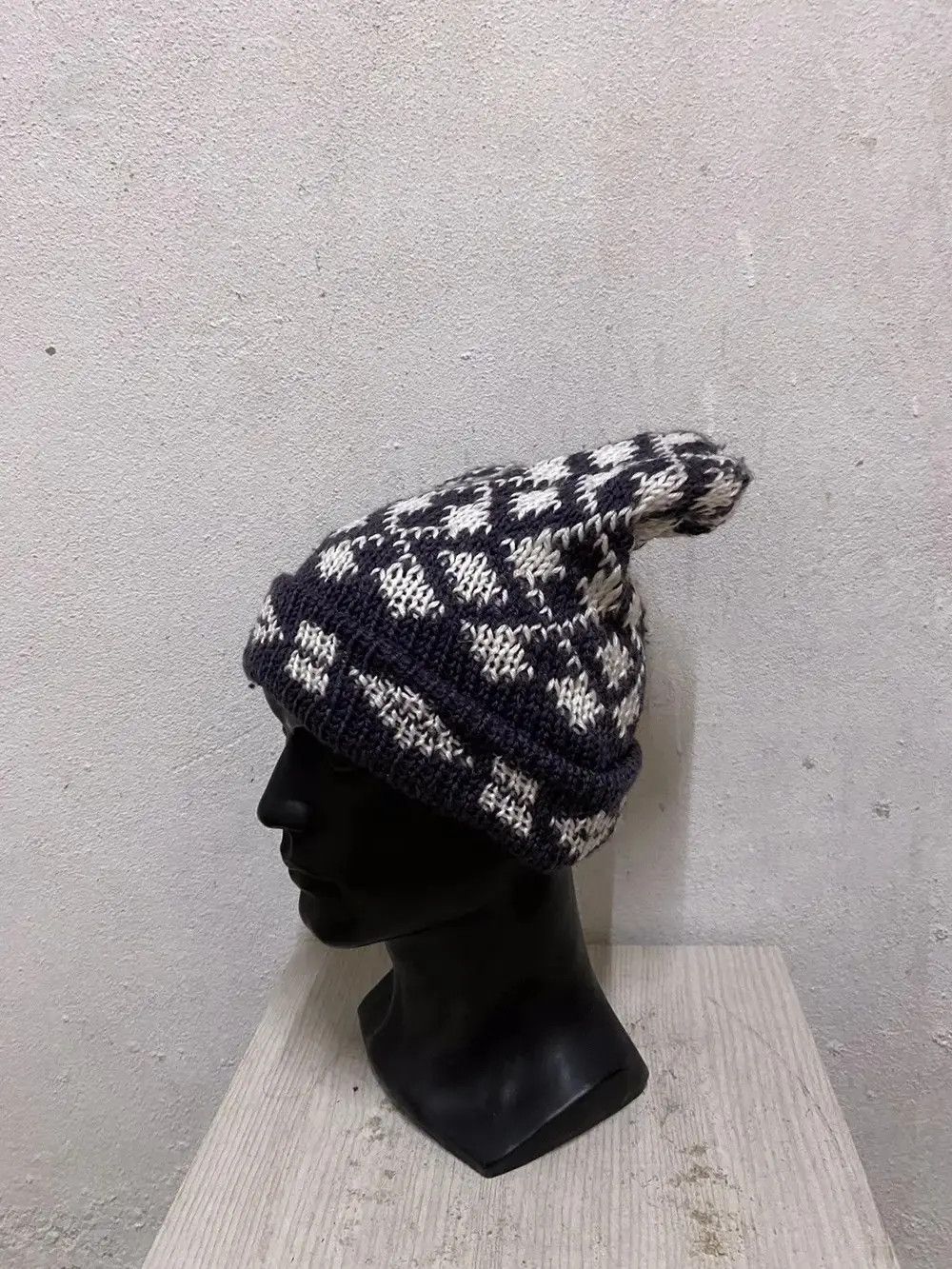 Japanese Brand Rare Design Knit Japanese Brand Beanie Hat Size ONE SIZE - 3 Thumbnail