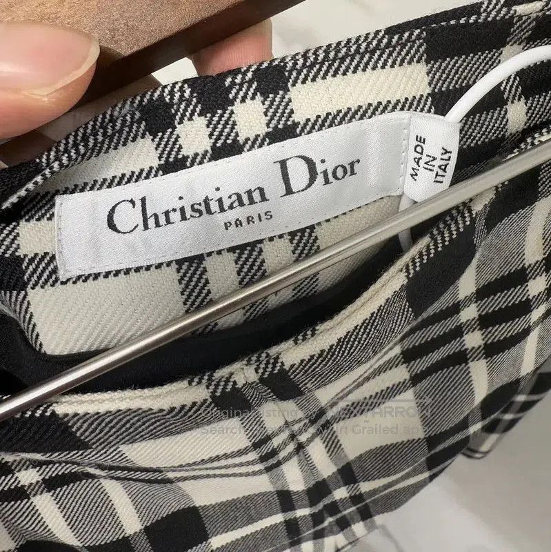 Dior Dior Black Checkered Cotton Shorts for Summer . Size 26" / US 2 / IT 38 - 3 Thumbnail