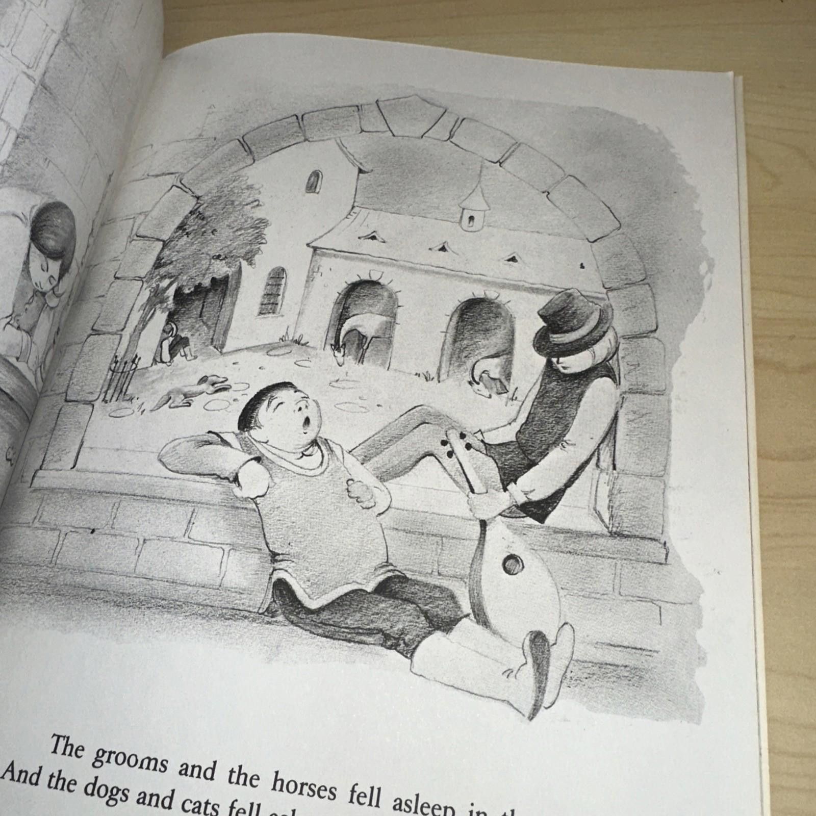 Other Sleeping Beauty Educational Reading Service Book & 45 RPM Size ONE SIZE - 4 Thumbnail