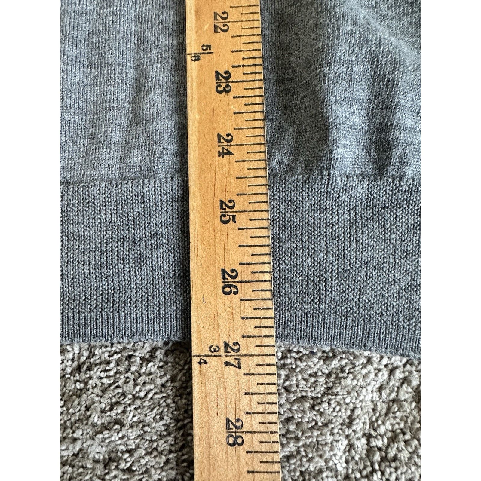 Express Express Sweater Mens XL Gray Long Sleeve V Neck Merino Wool Size US XL / EU 56 / 4 - 3 Thumbnail