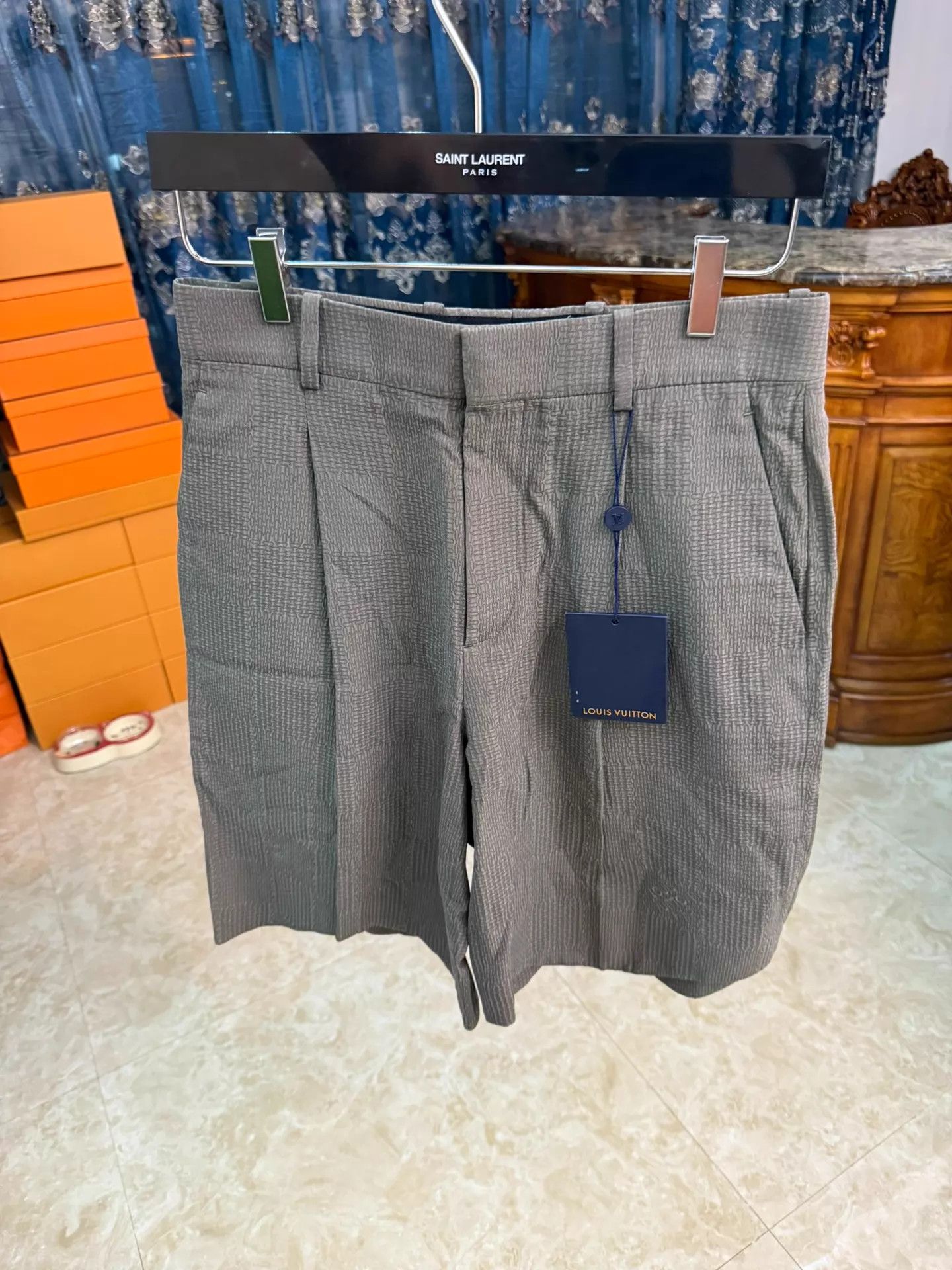 Louis Vuitton LV Monogram Irregular Hem Logo Shorts 44 BNWT Size US 28 / EU 44 - 1 Thumbnail