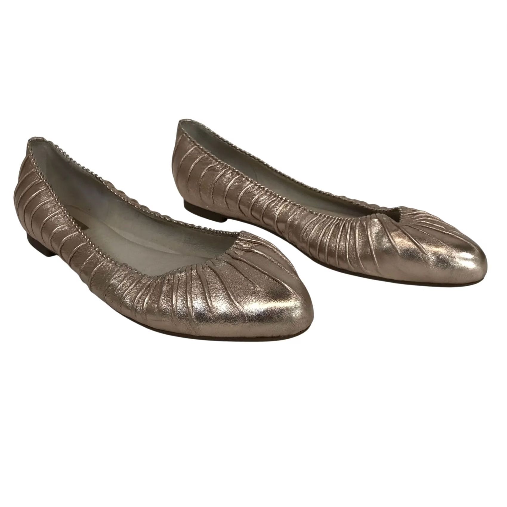 Vintage LOUISE ET CIE WOMENS 11 BALLET FLAT with SMALL HEEL GOLD Leather Ashlin Bod Size US 11 / IT 41 - 2 Thumbnail