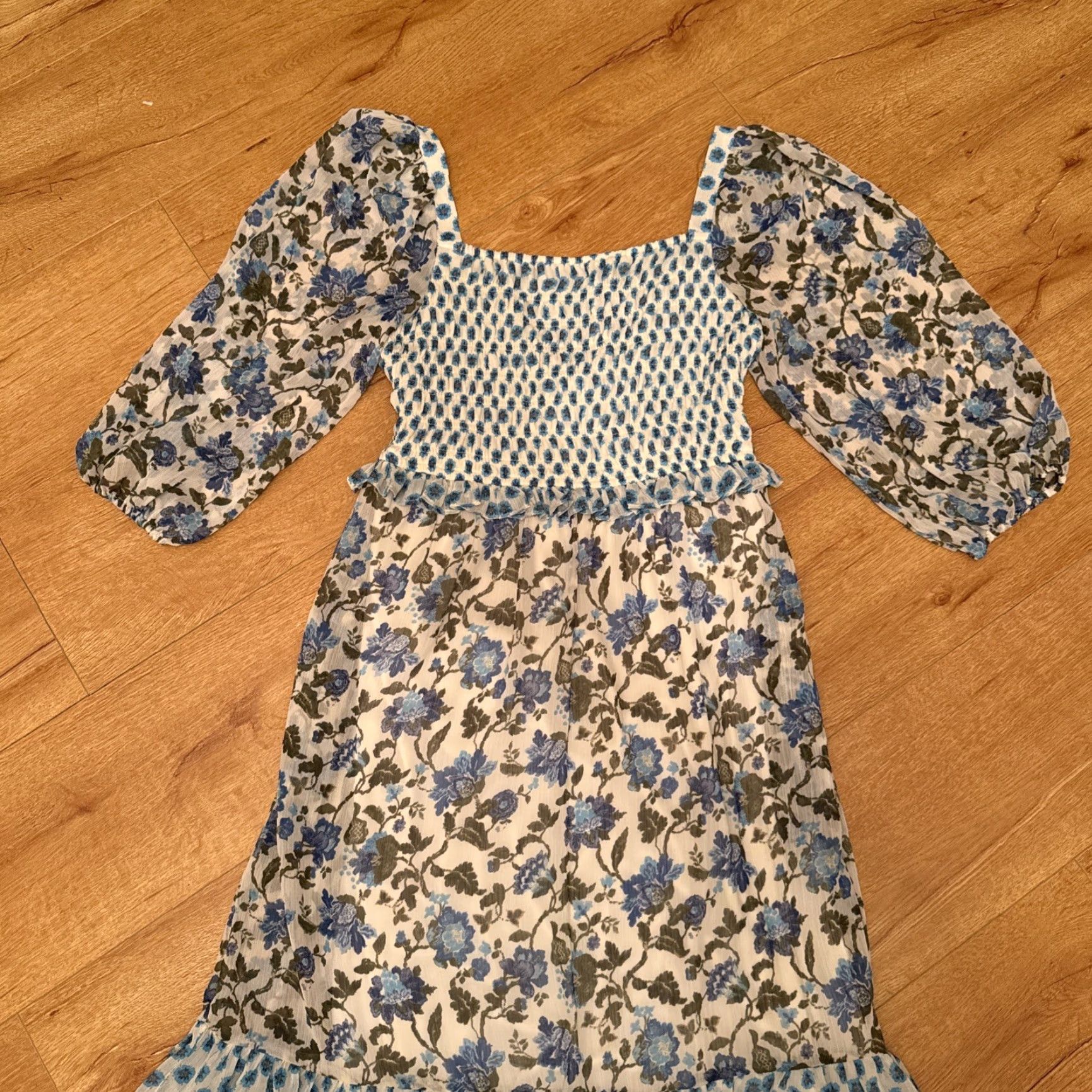 Vintage Taylor Maxi Dress Women Smith Taylor Sz 10 Chiffon blue floral Smocked Ruffle Sheer Tie Back Long Size L / US 10 / IT 46 - 3 Thumbnail