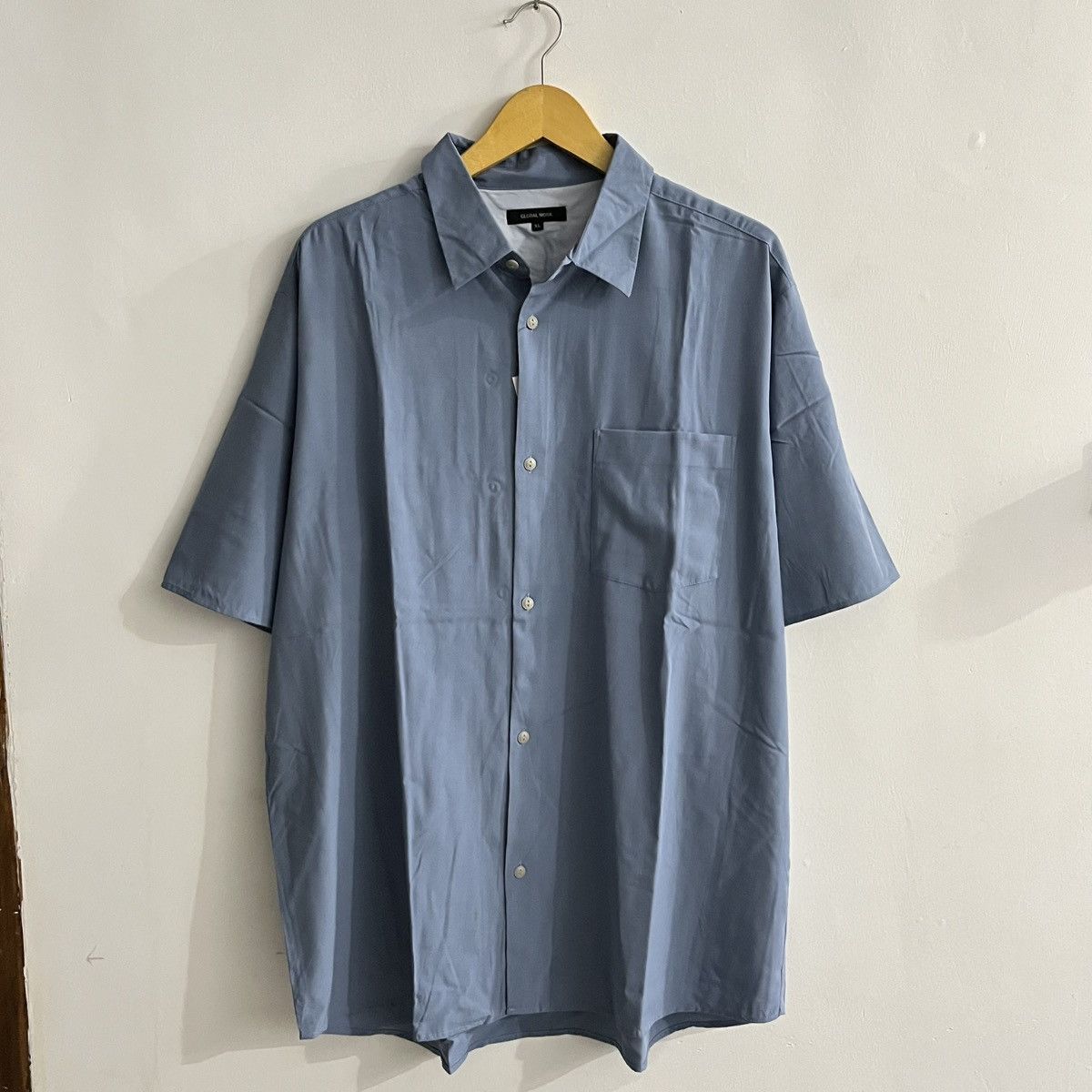 Japanese Brand Global Work - Basic Minimalist Button Up Shirt Size US XL / EU 56 / 4 - 1 Thumbnail