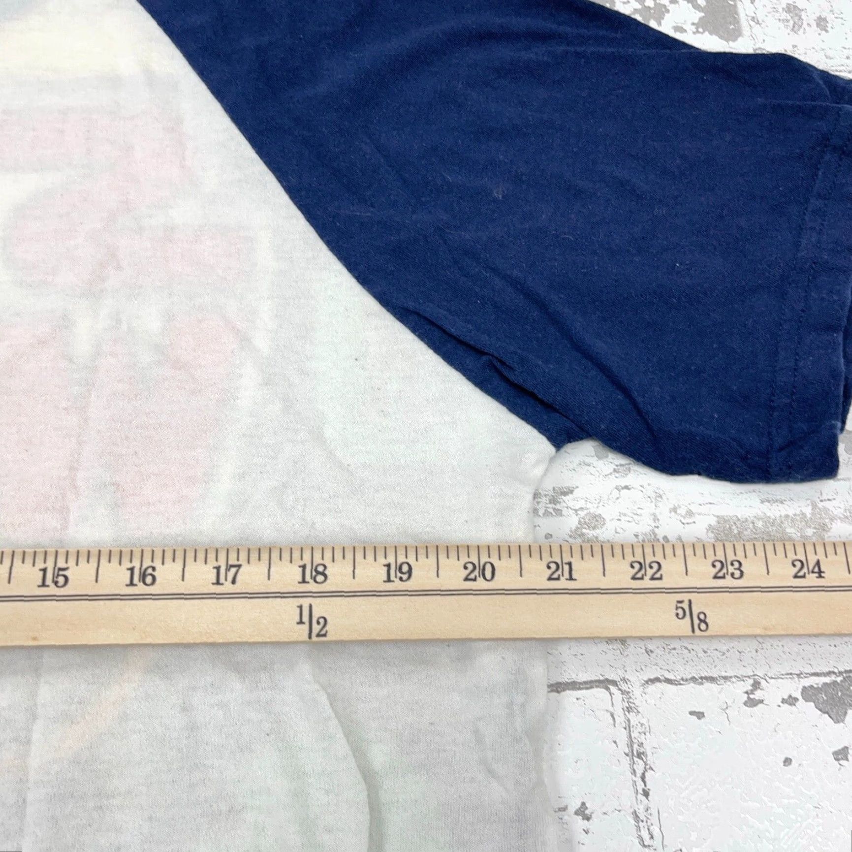 Star Wars Star Wars T-Shirt Men Large Blue Darth Vader Graphic Print Raglan Vintage Style 2010s Caped Fan Favorite Mens Size US L / EU 52-54 / 3 - 7 Thumbnail