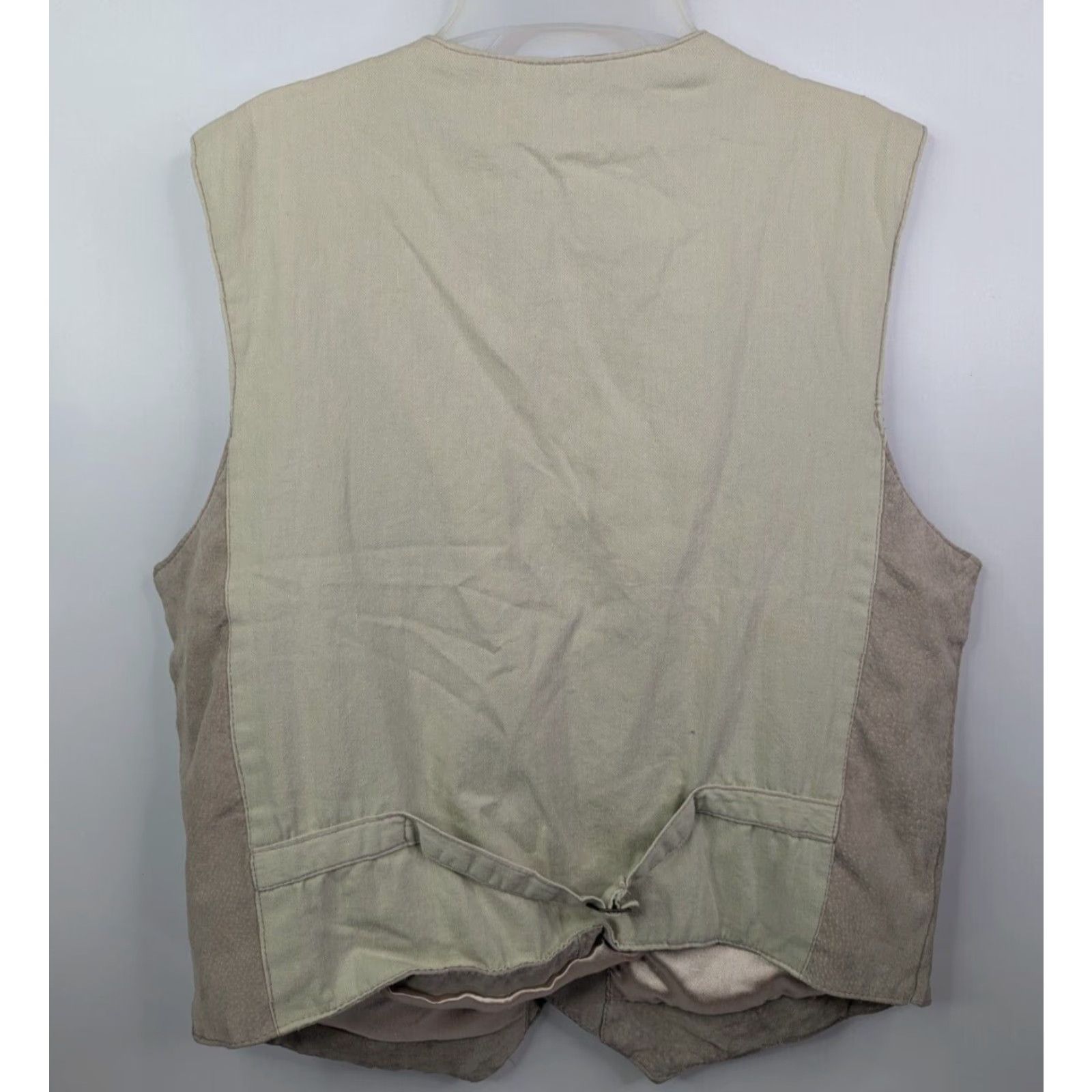 Vintage Chereskin Vest Men’s XL Beige 4 Button Front Leather Lined Chest Pockets Waist Length Adult Mens Vest Size US XL / EU 56 / 4 - 5 Thumbnail
