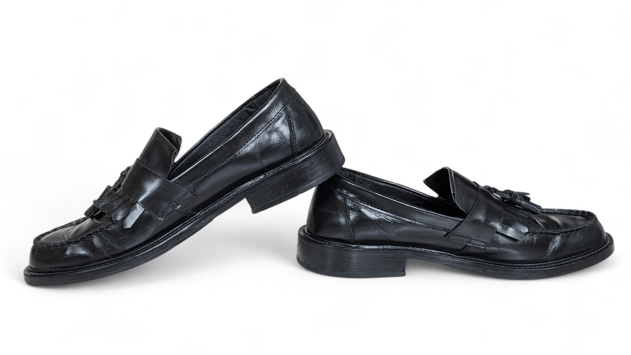 Other IKON Original Black Leather Tassel Loafers Classic Fringe Size US 10.5 / EU 43-44 - 2 Thumbnail