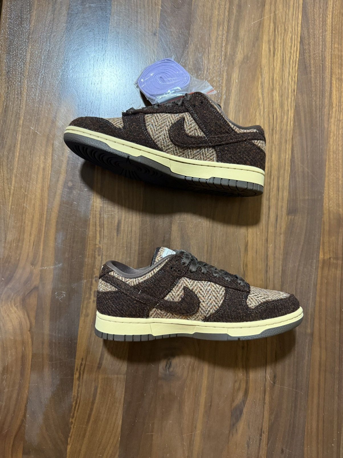 Nike Nike HARRIS TWEED X WMNS DUNK LOW QS 'SESAME' Sneakers Sz 8 Size US 8 / IT 38 - 3 Thumbnail