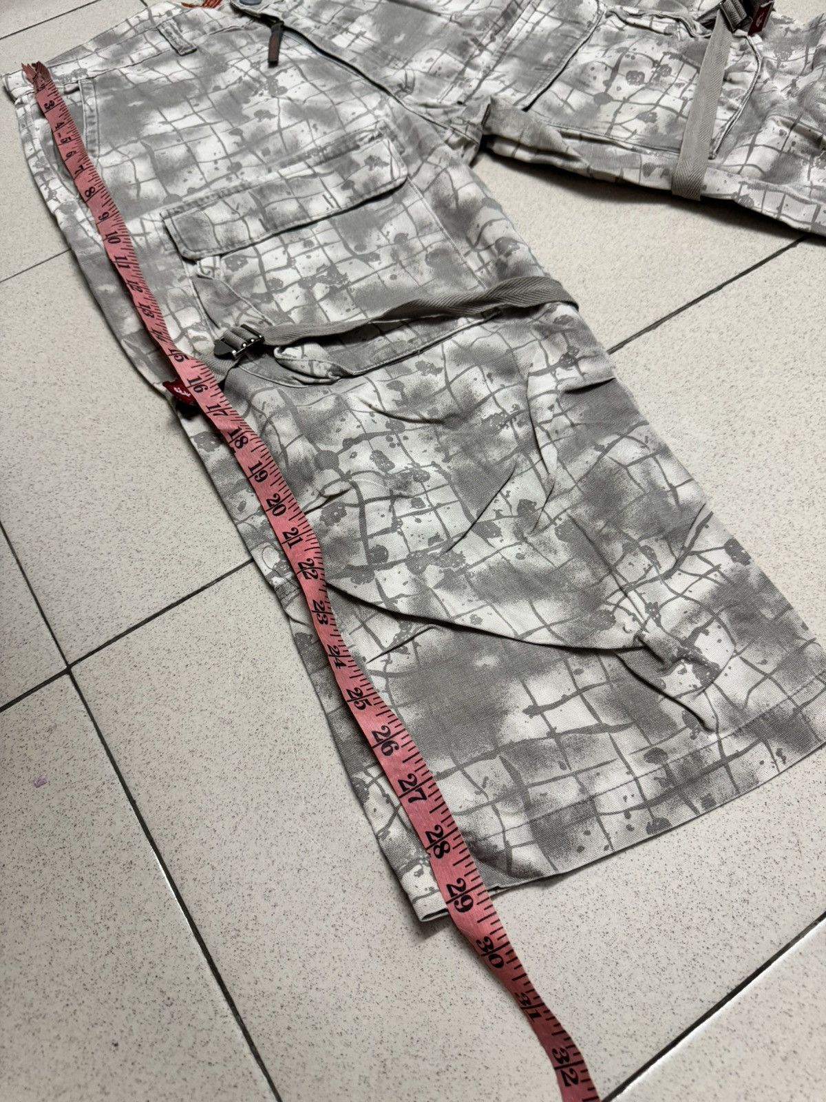291295=Homme 291295 HOMME DIGITAL CAMOUFLAGE CROPPED PANTS Size US 32 / EU 48 - 4 Thumbnail