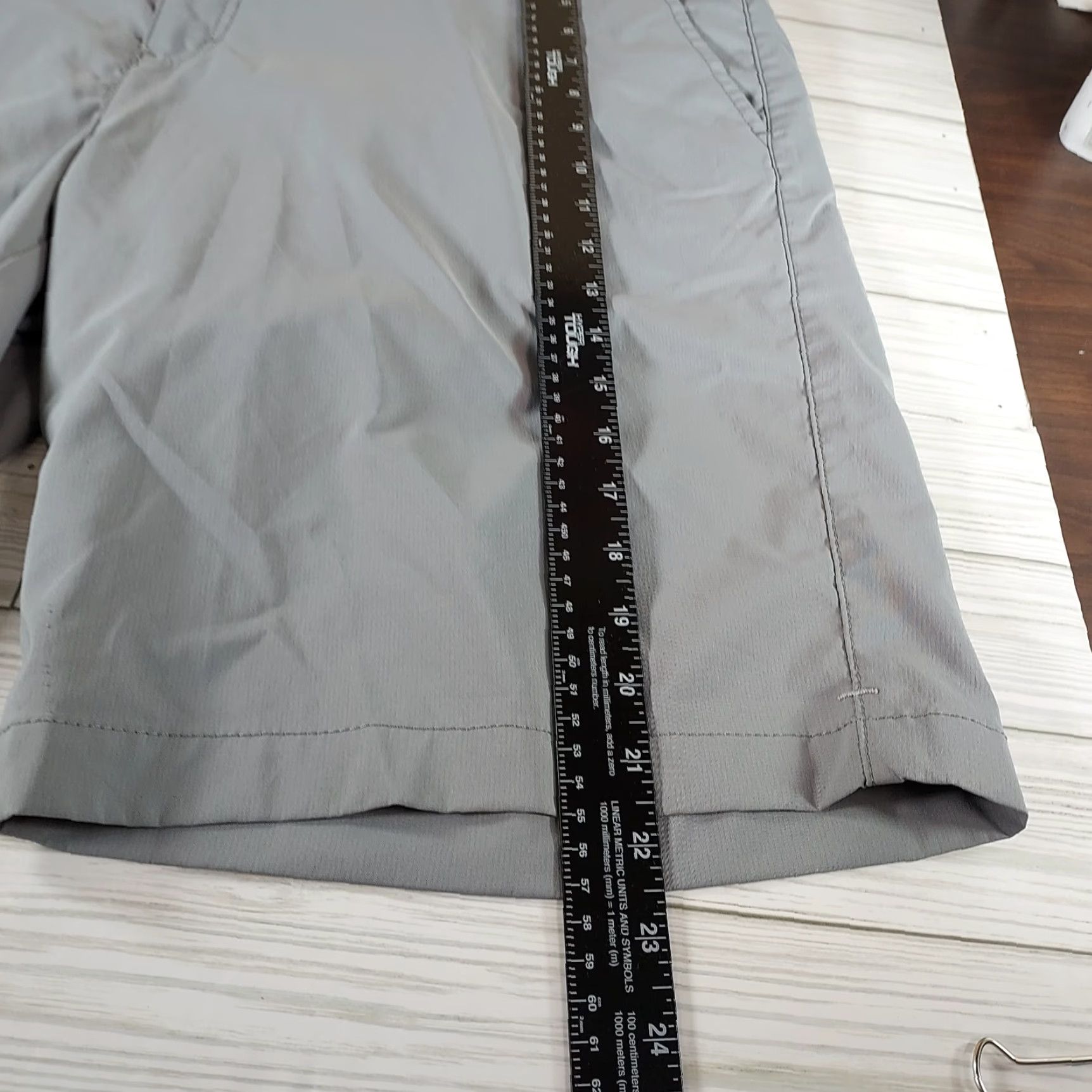 Calvin Klein VINTAGE? No. Calvin Klein Shorts Grey Mens Size 38 Chino Golf Design Zip Fly Bermuda Shirt? Size US 38 / EU 54 - 4 Thumbnail