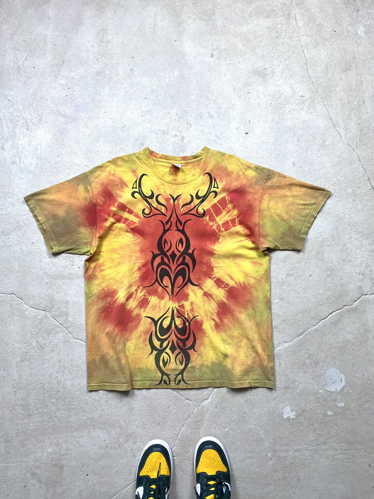 Vintage Y2K Vintage 2000’s Surf Design Tie Dye T Shirt Stussy Size US XL / EU 56 / 4 - 1 Thumbnail
