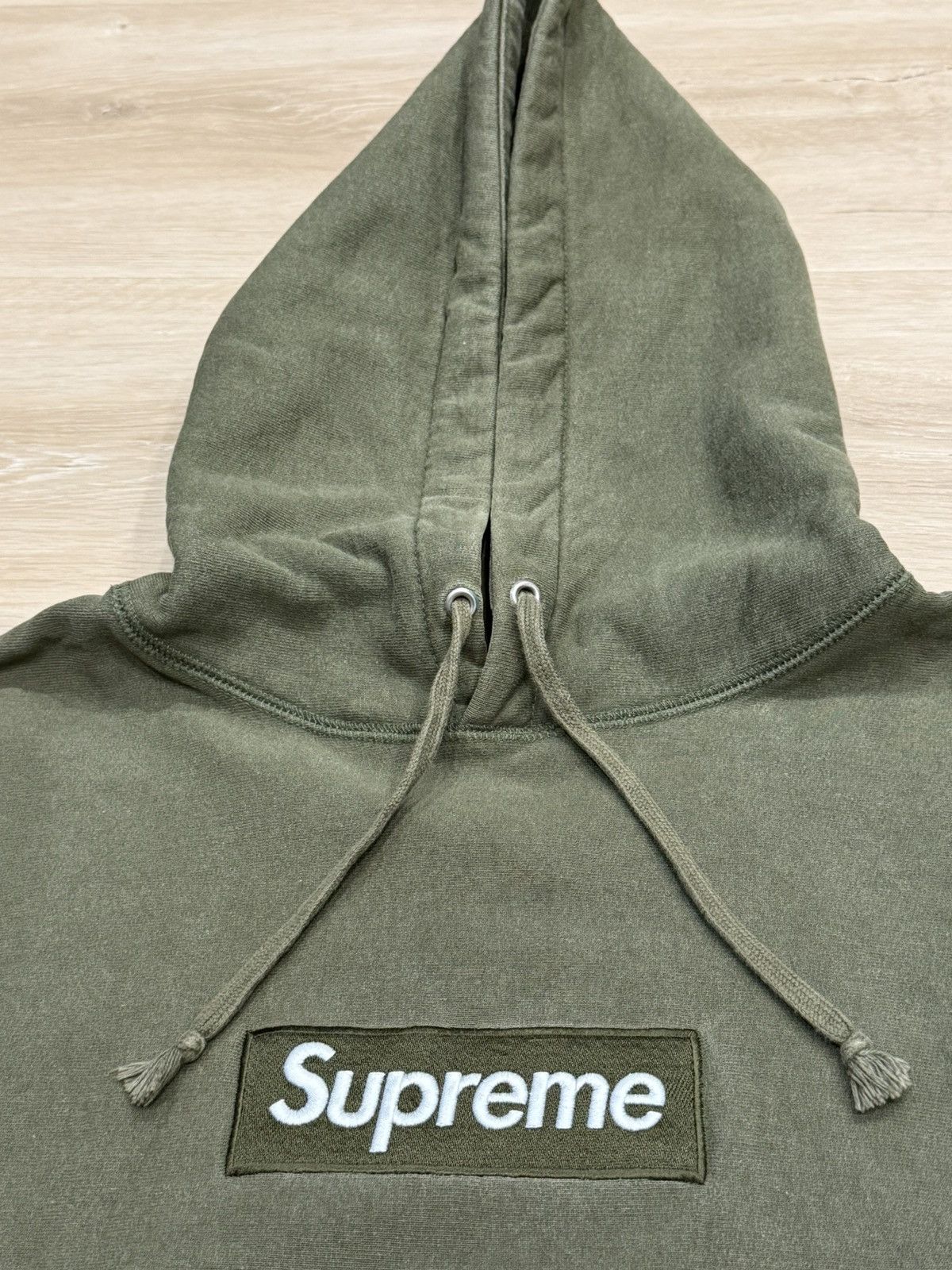 Supreme Supreme 2011 Olive Box Logo Hoodie Size US L / EU 52-54 / 3 - 5 Thumbnail