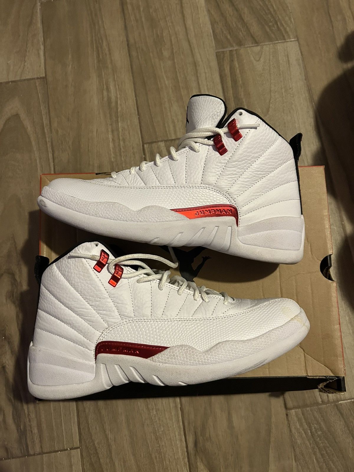 Designer × Jordan Brand Jordan 12s Retro White/Black University Red Size US 9.5 / EU 42-43 - 3 Thumbnail