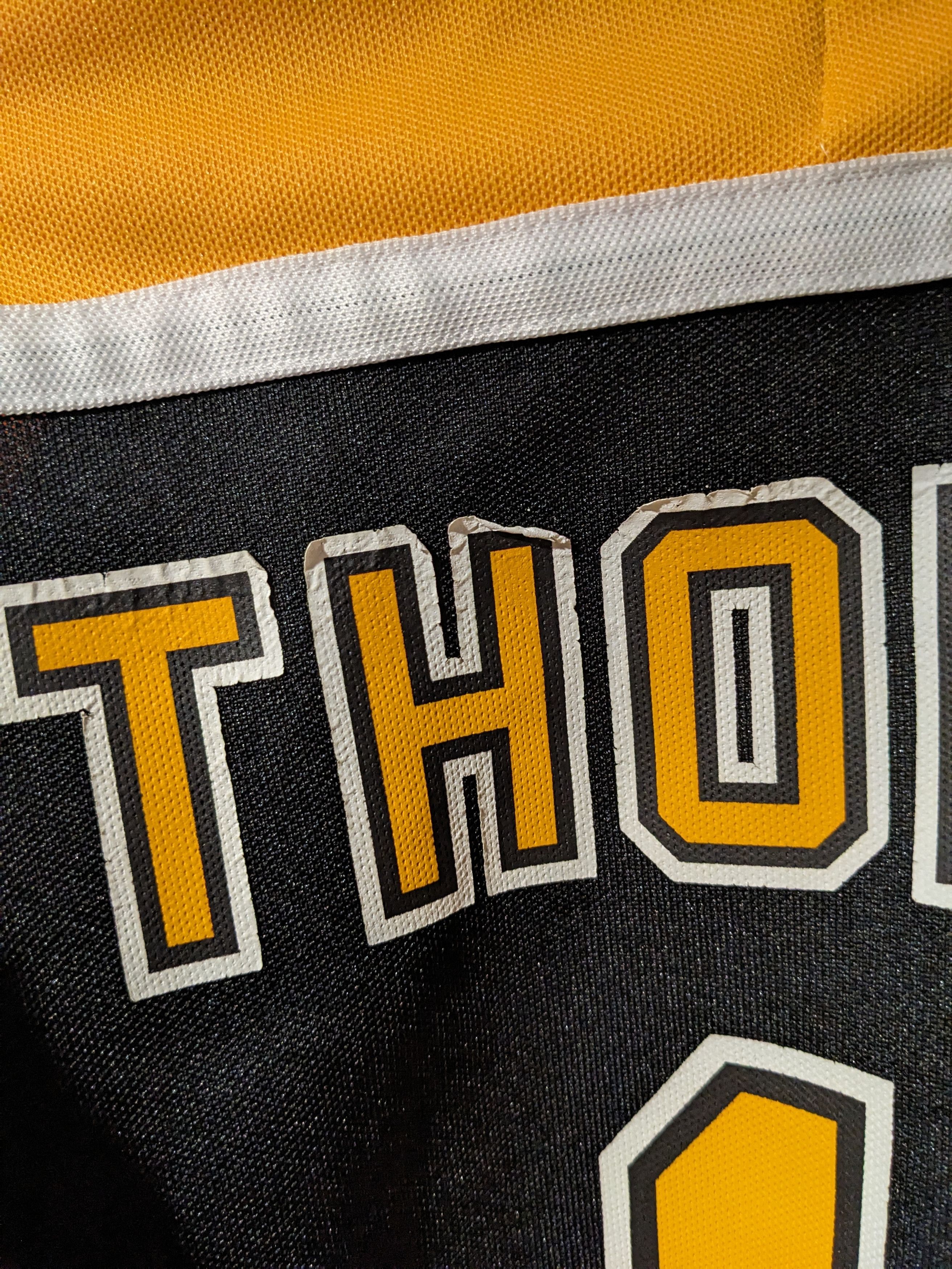 NHL Joe Thornton Boston Bruins CCM Hockey NHL YOUTH Jersey Size US XL / EU 56 / 4 - 3 Thumbnail