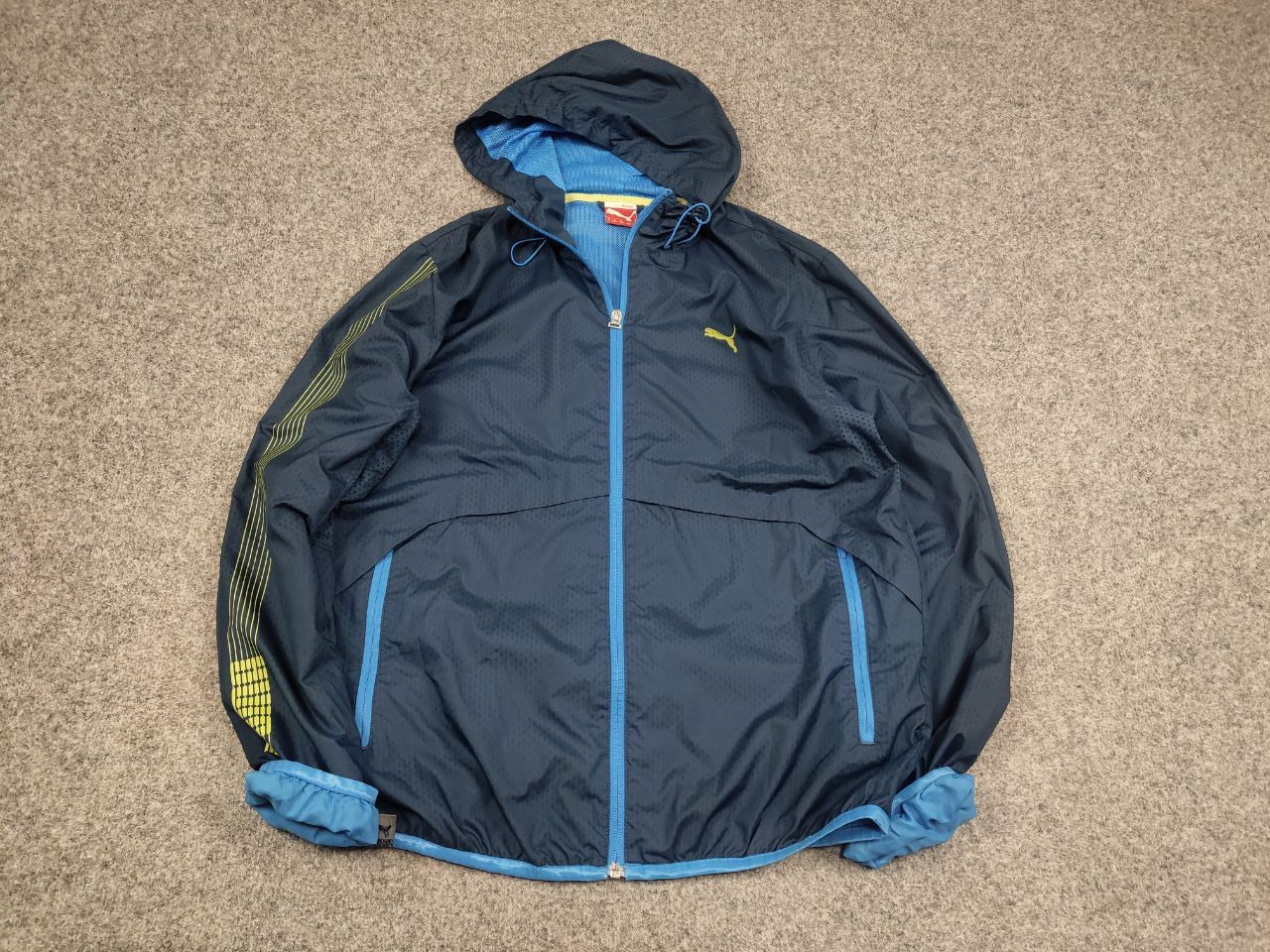 Puma Vintage Puma Light Zip Windbreaker Hoodie Jacket Y2K Style Size US M / EU 48-50 / 2 - 2 Thumbnail