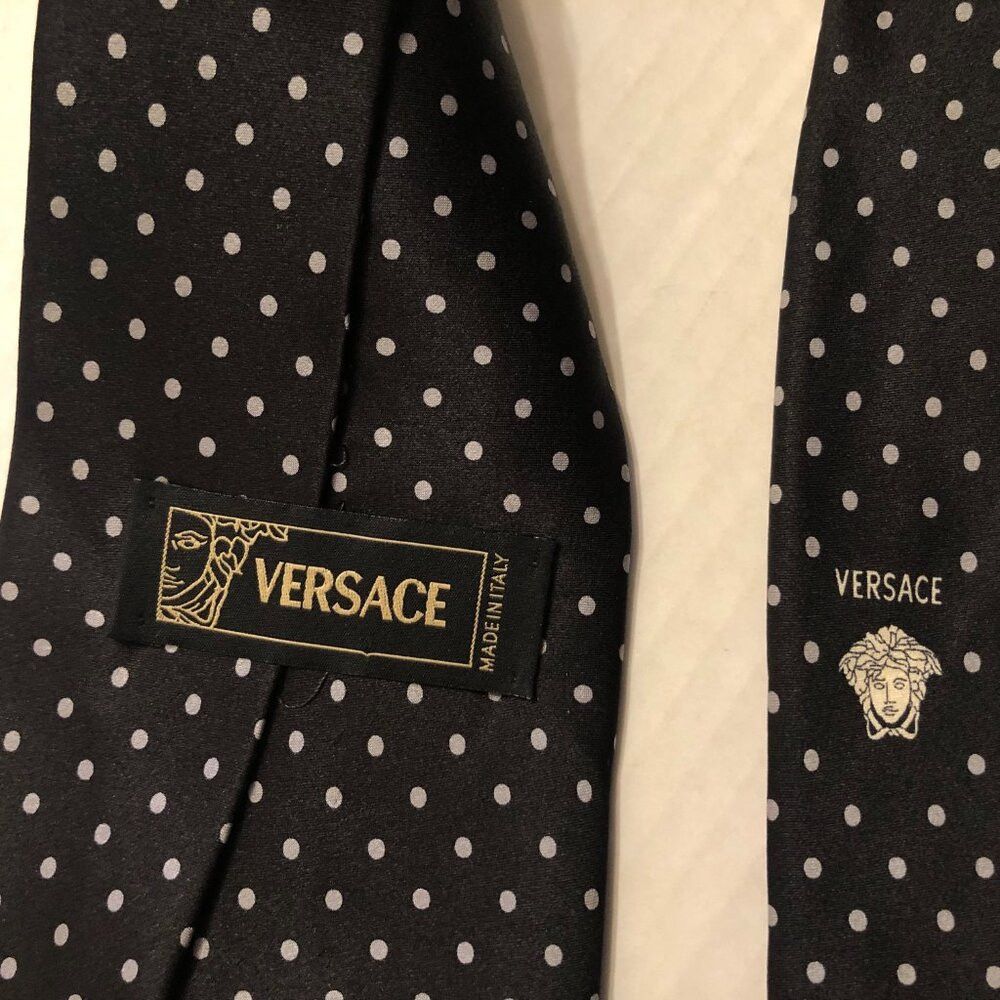 Versace VERSACE MEN'S BLACK 100%SILK TIE 3 3/4" X 60" MADE IN ITALY Size ONE SIZE - 5 Thumbnail