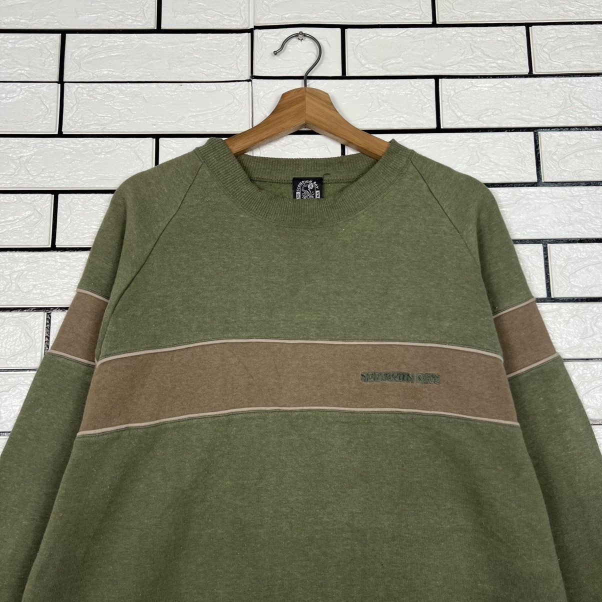 Vintage SCORPION BAY Embroidered Small Logo Sweater #4095-C186 Size US L / EU 52-54 / 3 - 2 Thumbnail