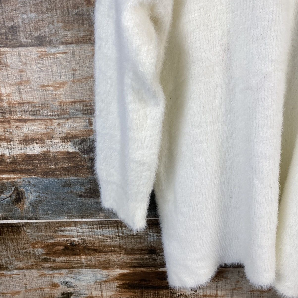 Japanese Brand DL GU White Cardigan Fur shaggy Knitwear #C1089 Size L / US 10 / IT 46 - 15 Thumbnail
