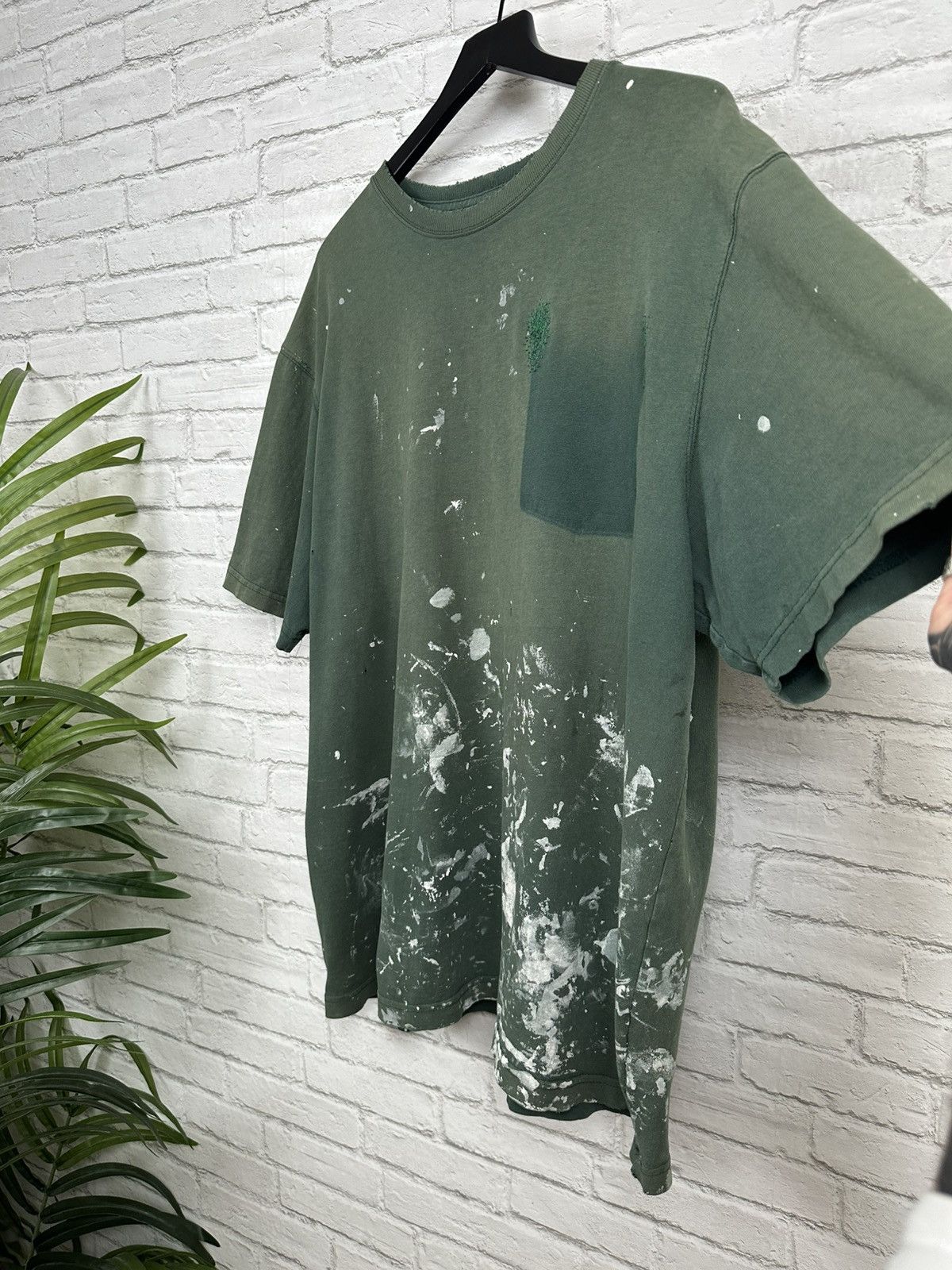 Carhartt (2XL) SICK PAINT THRASHED Carhartt Ghost Pocket Tee Size US XXL / EU 58 / 5 - 2 Thumbnail