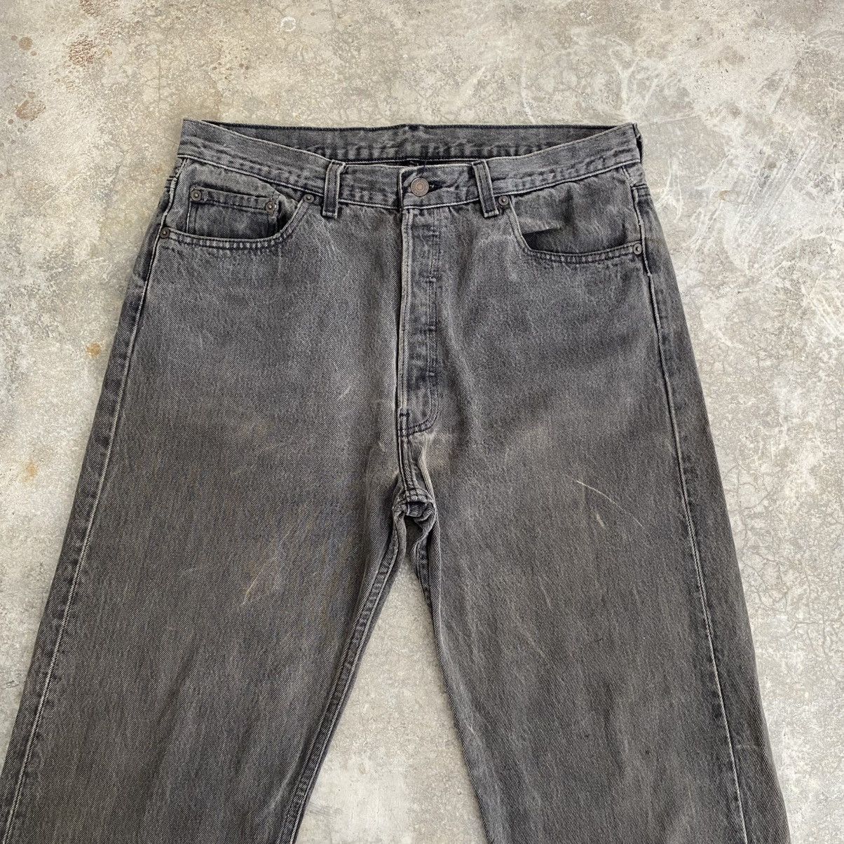Levi's Size 35x32 Vintage 1995 Levis 501 Faded Black Denim Jeans Size US 35 - 3 Thumbnail