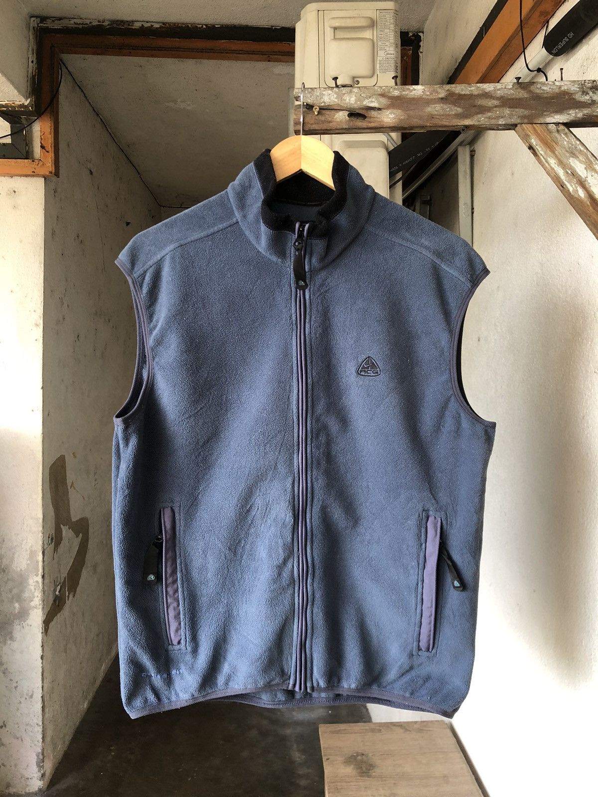 Nike ACG Vintage 90s Nike Acg Therma Fit Fleece Vest Jacket Size US XL / EU 56 / 4 - 5 Thumbnail