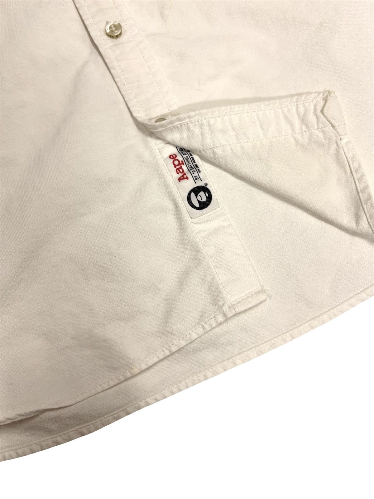Aape BAPE Camo Logo Oxford Button-Up Shirt (White) Size US L / EU 52-54 / 3 - 15 Thumbnail