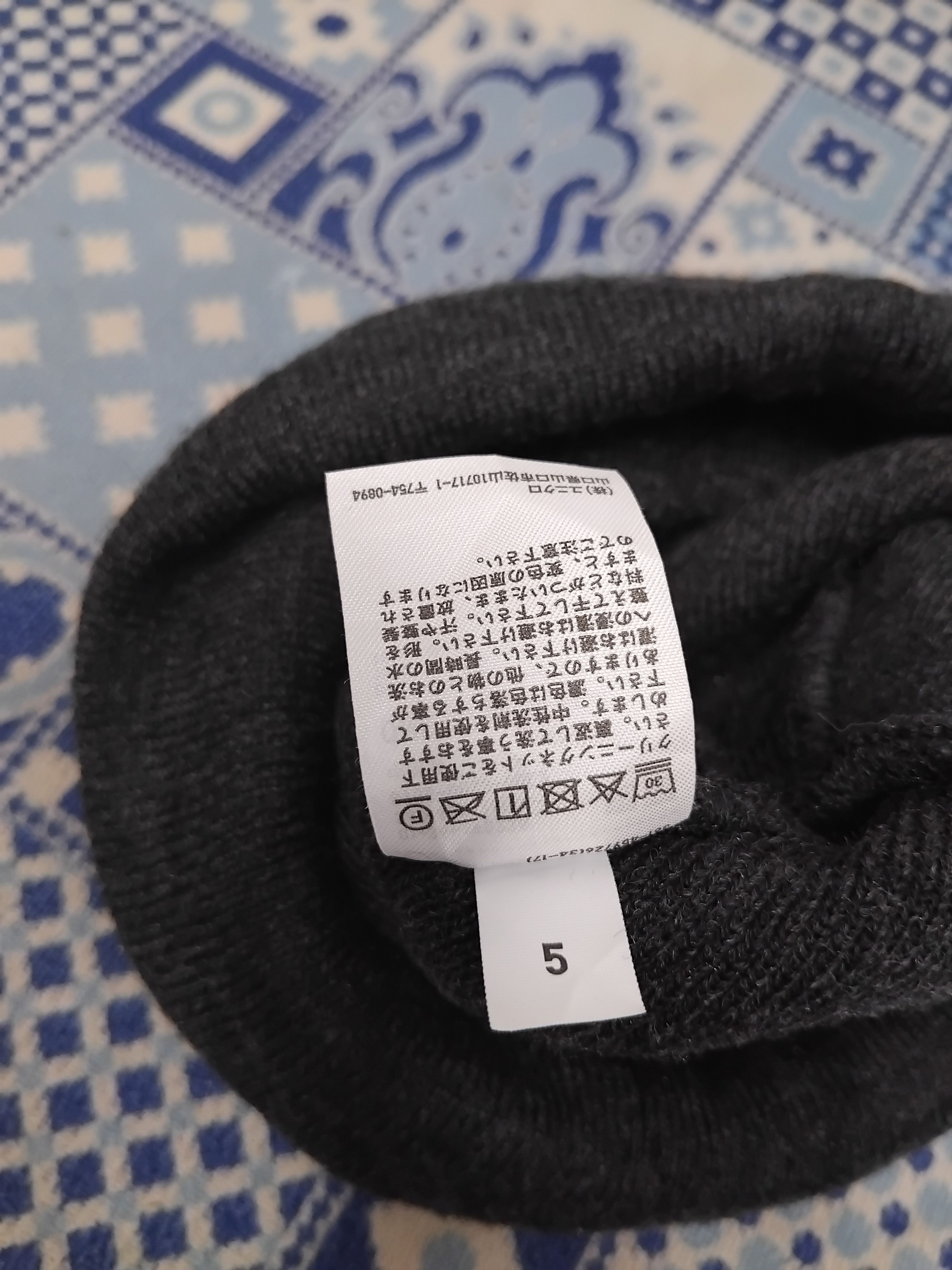 Japanese Brand 💥Uniqlo grey colour beanie hat Size ONE SIZE - 3 Thumbnail