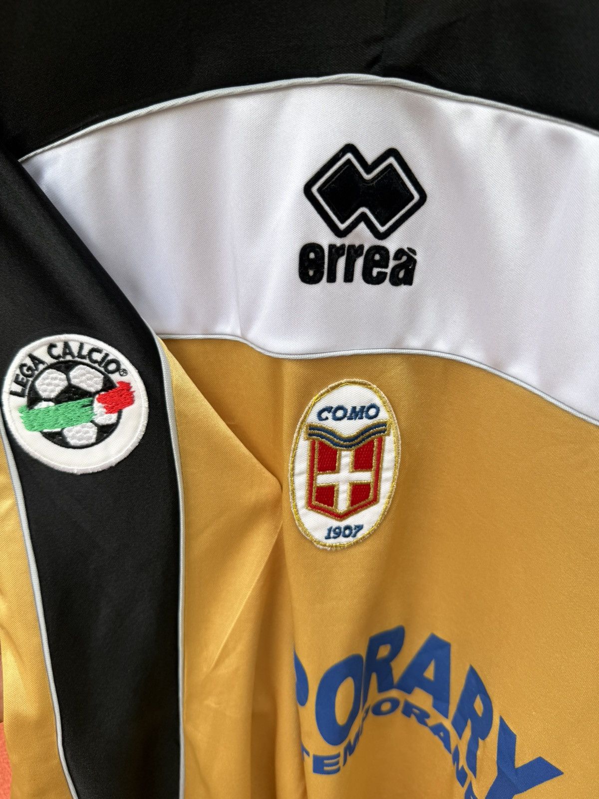 Errea Matchworn Como 1907 Goalkeeper Size US XXL / EU 58 / 5 - 7 Thumbnail