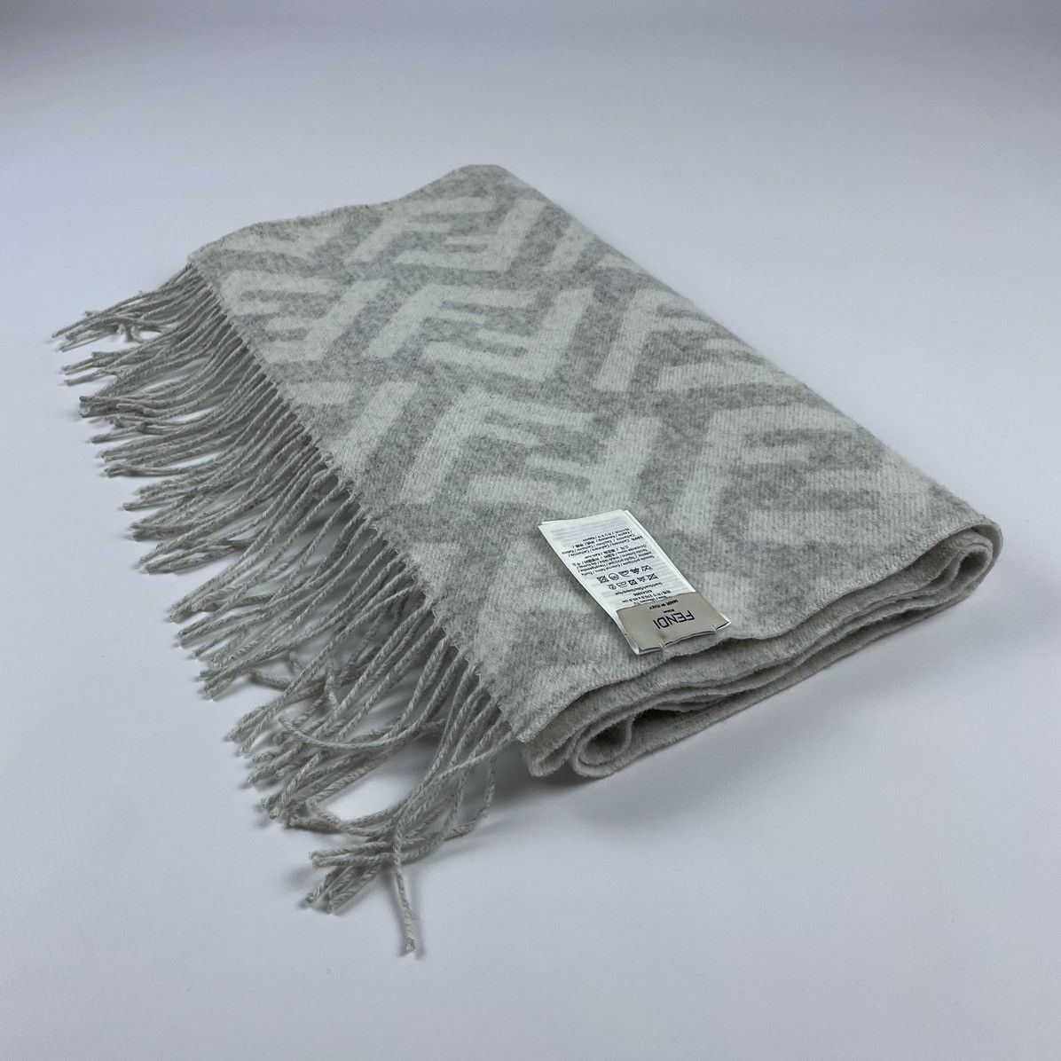 Fendi Fendi Monogram Cashmere Scarf Size ONE SIZE - 3 Thumbnail