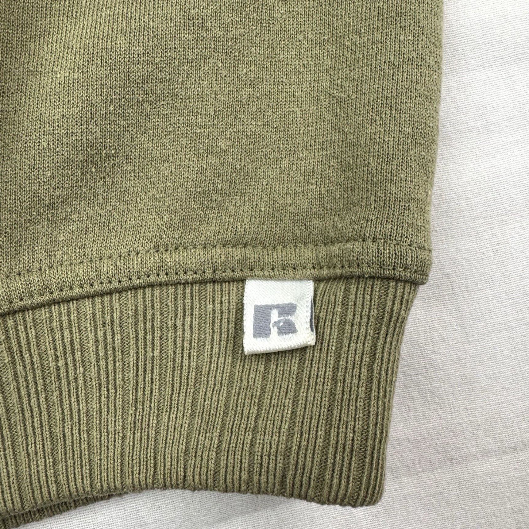 Olive VINTAGE Russell Athletic Sweatshirt Adult L Olive Green 80s 90s USA Mens Sweatshirt Pullover Crew Neck Long Sleeve Solid Polyester Cotton Size US L / EU 52-54 / 3 - 3 Thumbnail