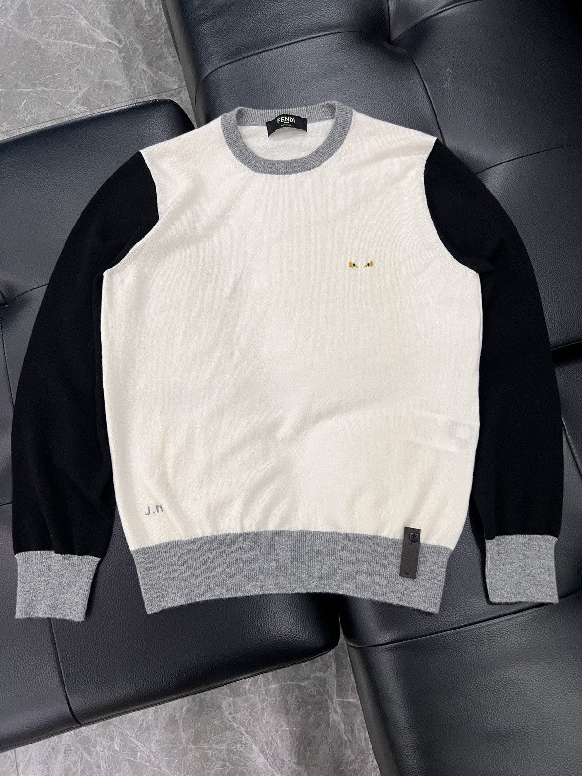Fendi Fendi Monster Patch Colorblock Sleeve Knit Sweater Size US S / EU 44-46 / 1 - 1 Thumbnail