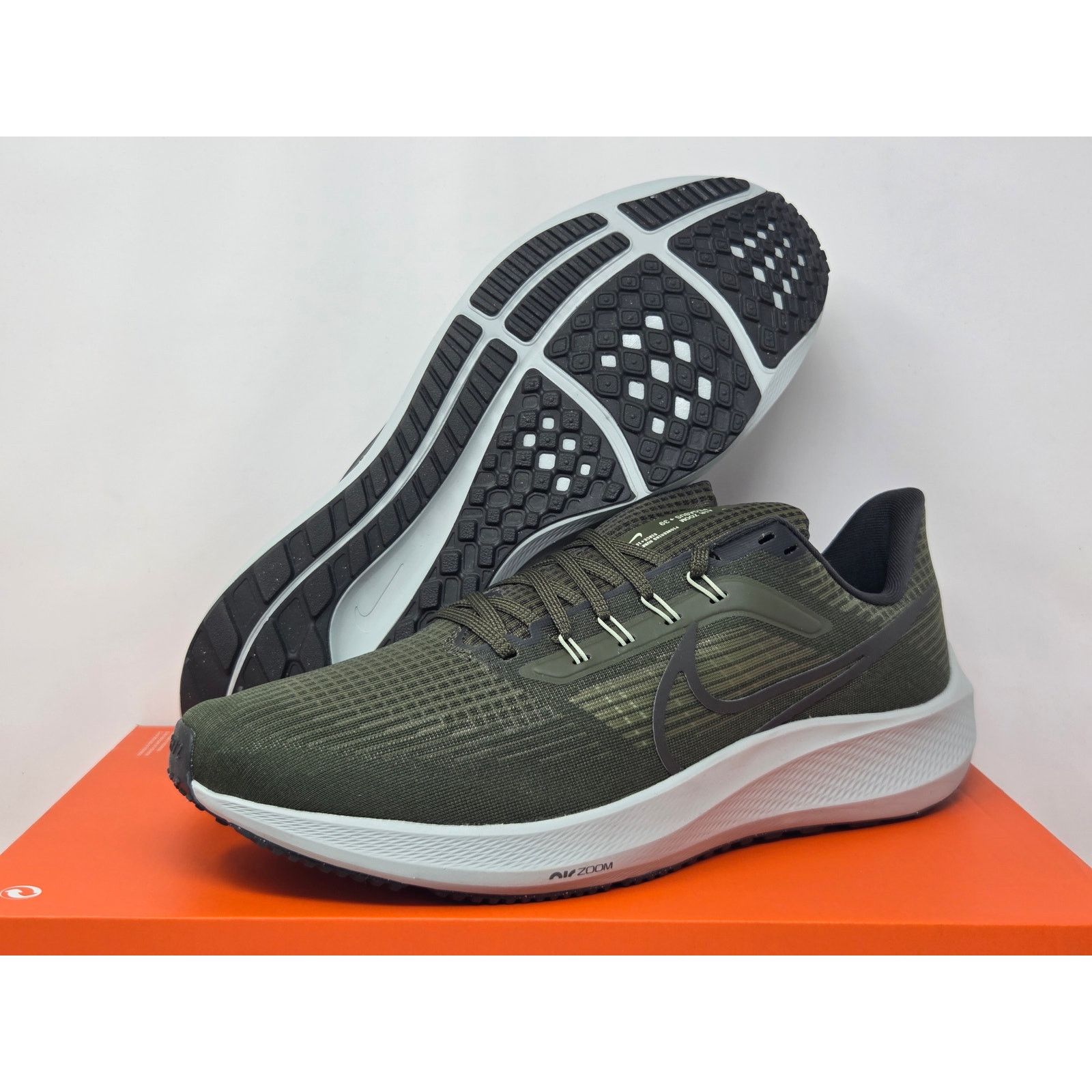 Nike DS Nike Pegasus 39 CARGO KHAKI DH4071-300 Size US 13 / EU 46 - 1 Thumbnail