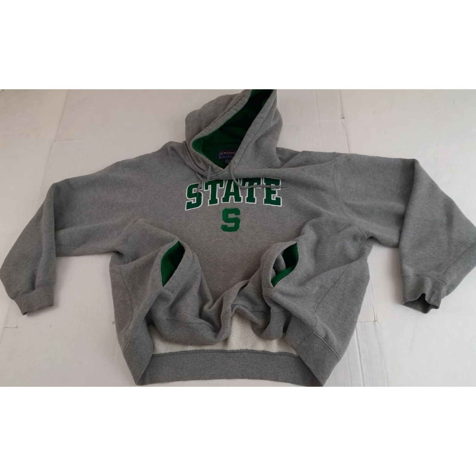 Vintage VINTAGE Michigan State Spartans Embroidered Pullover Hoodie Heavy Sweatshirt XL Size US XL / EU 56 / 4 - 5 Thumbnail